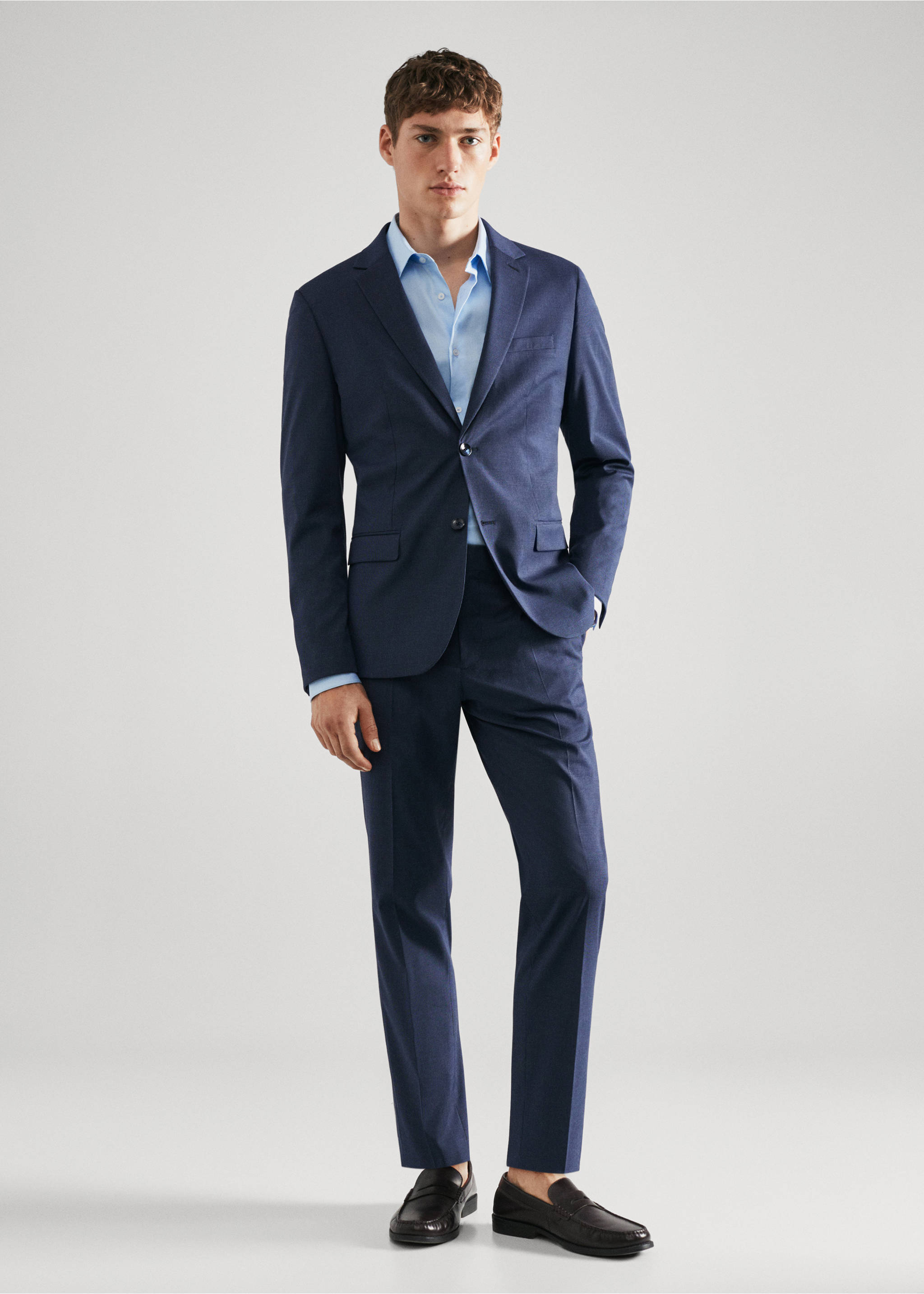 Костюмная рубашка super slim fit из поплина - Общий план, Небесно-голубой. Ref: 57020655-00.