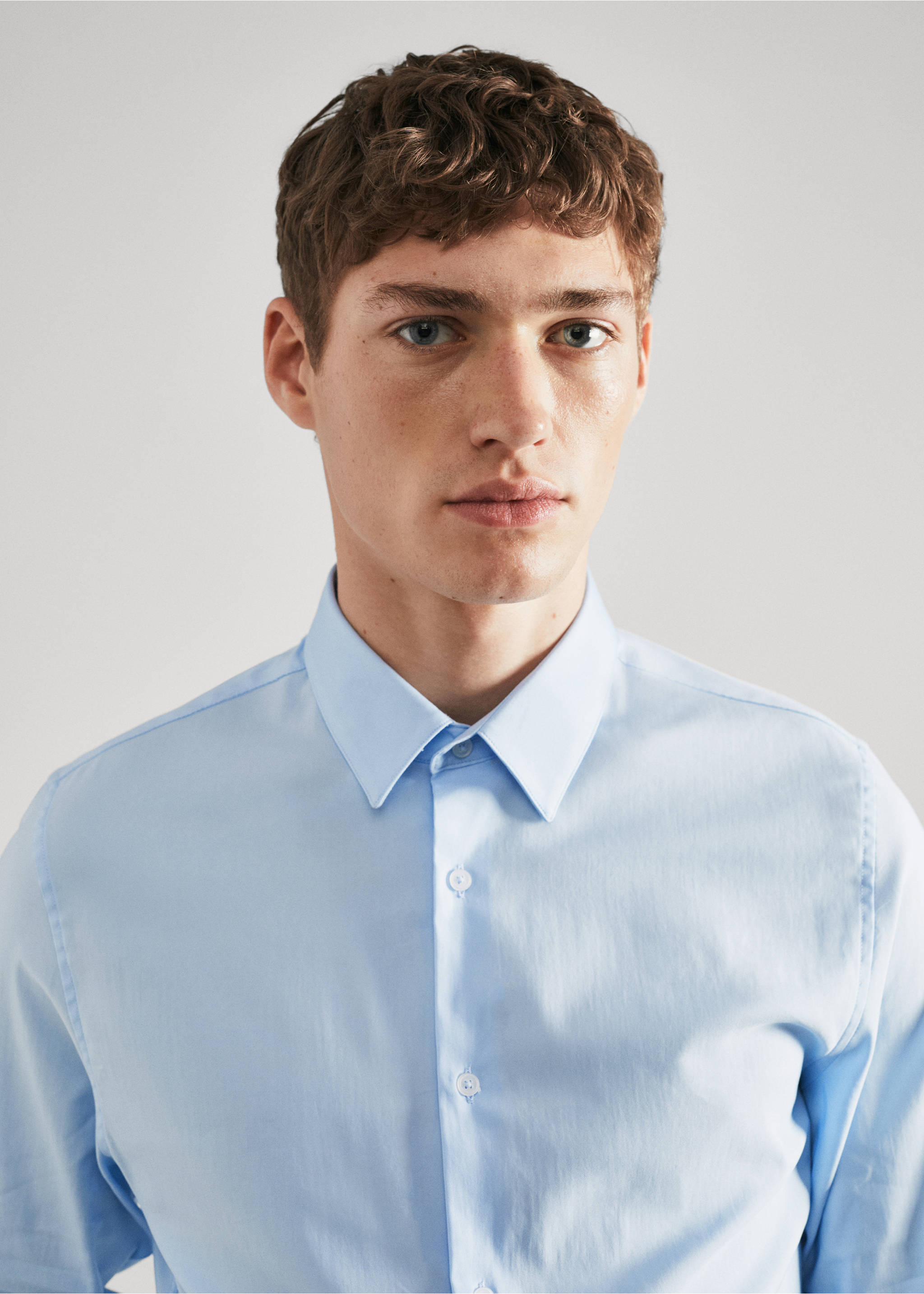 Костюмная рубашка super slim fit из поплина - Деталь изделия 1, Небесно-голубой. Ref: 57020655-00.
