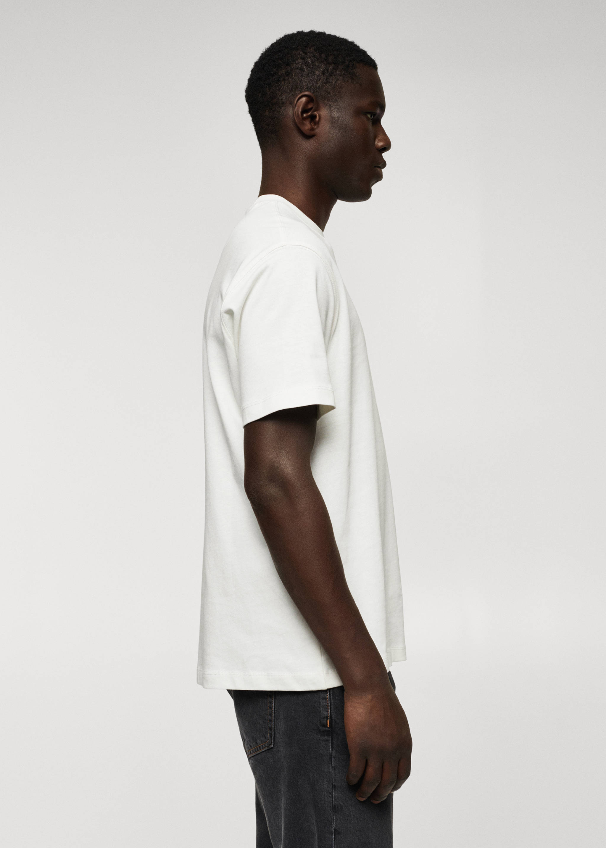 Basic 100% cotton relaxed-fit t-shirt - Details of the article 6