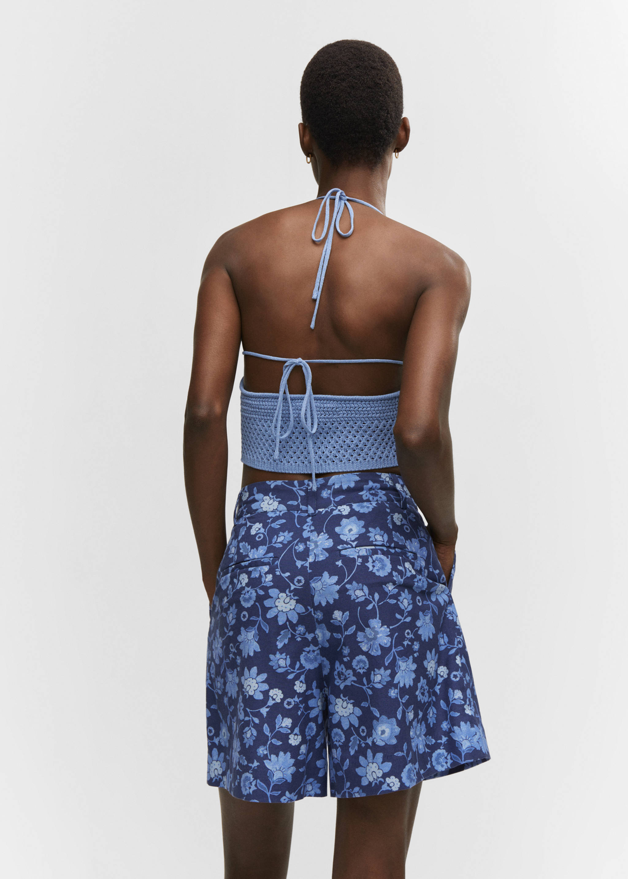 Top crochet cuello halter - Reverso del artículo