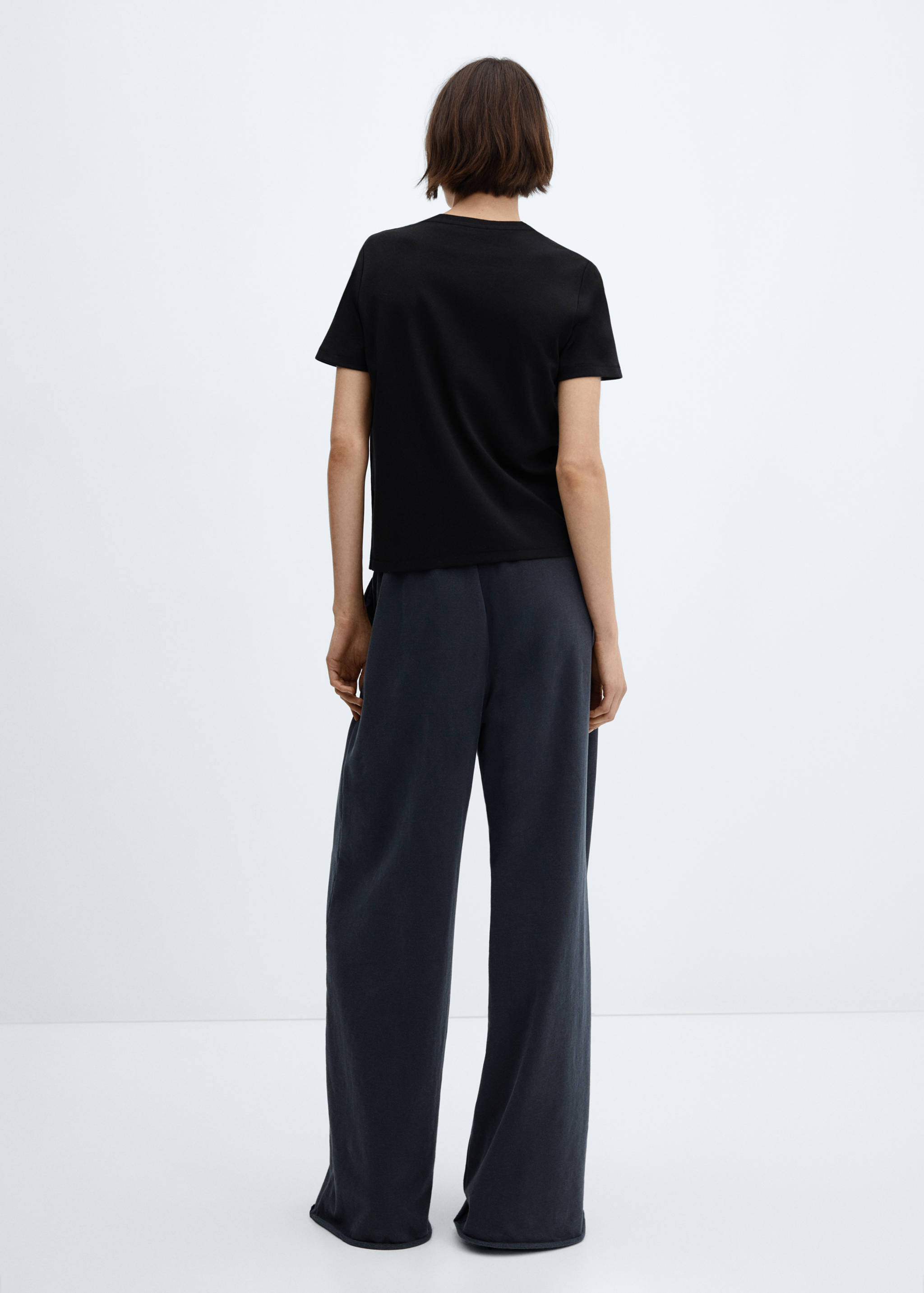 Футболка премиум из хлопка - Обратная сторона изделия