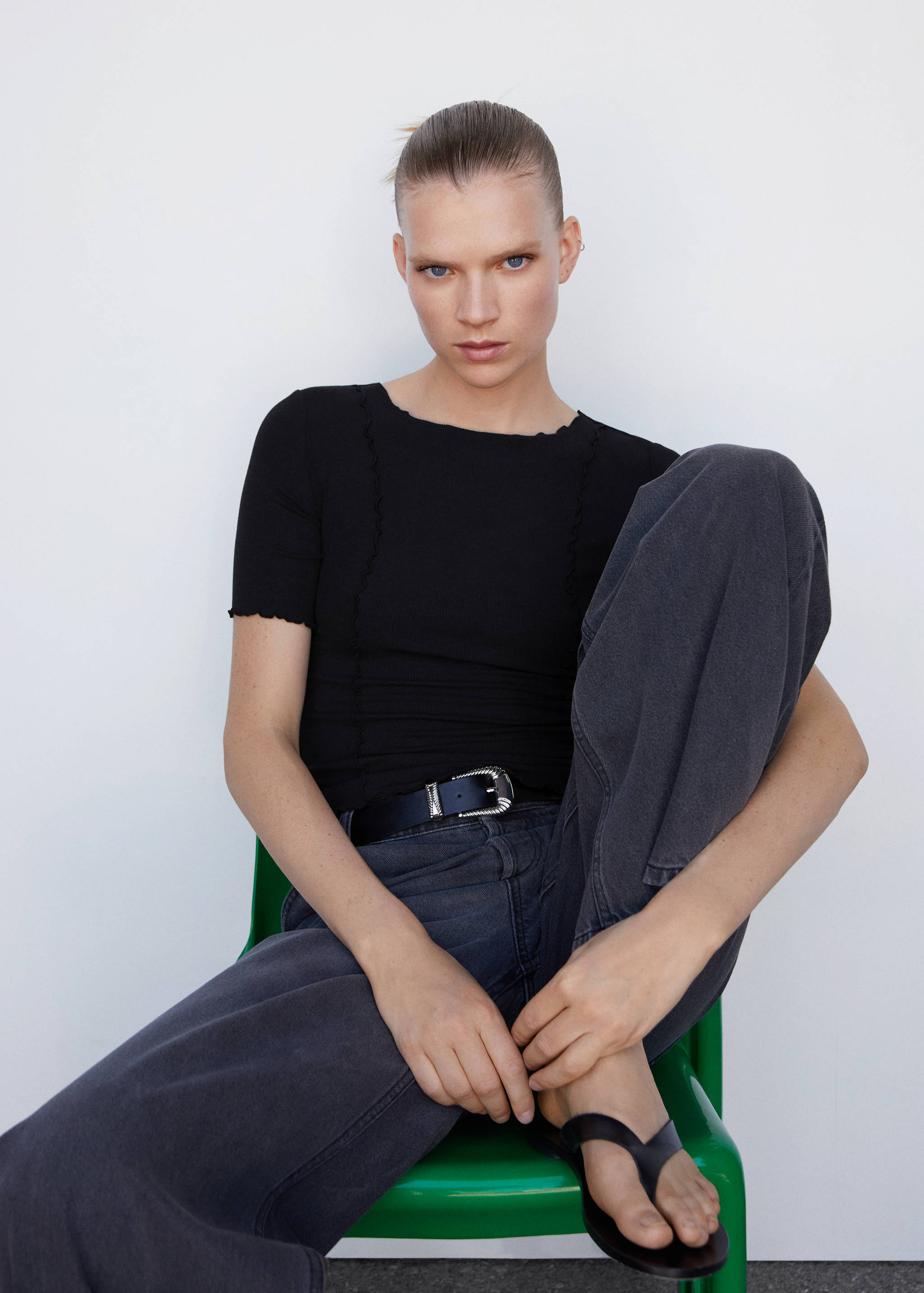 Decorative seam T-shirt - Details of the article 2