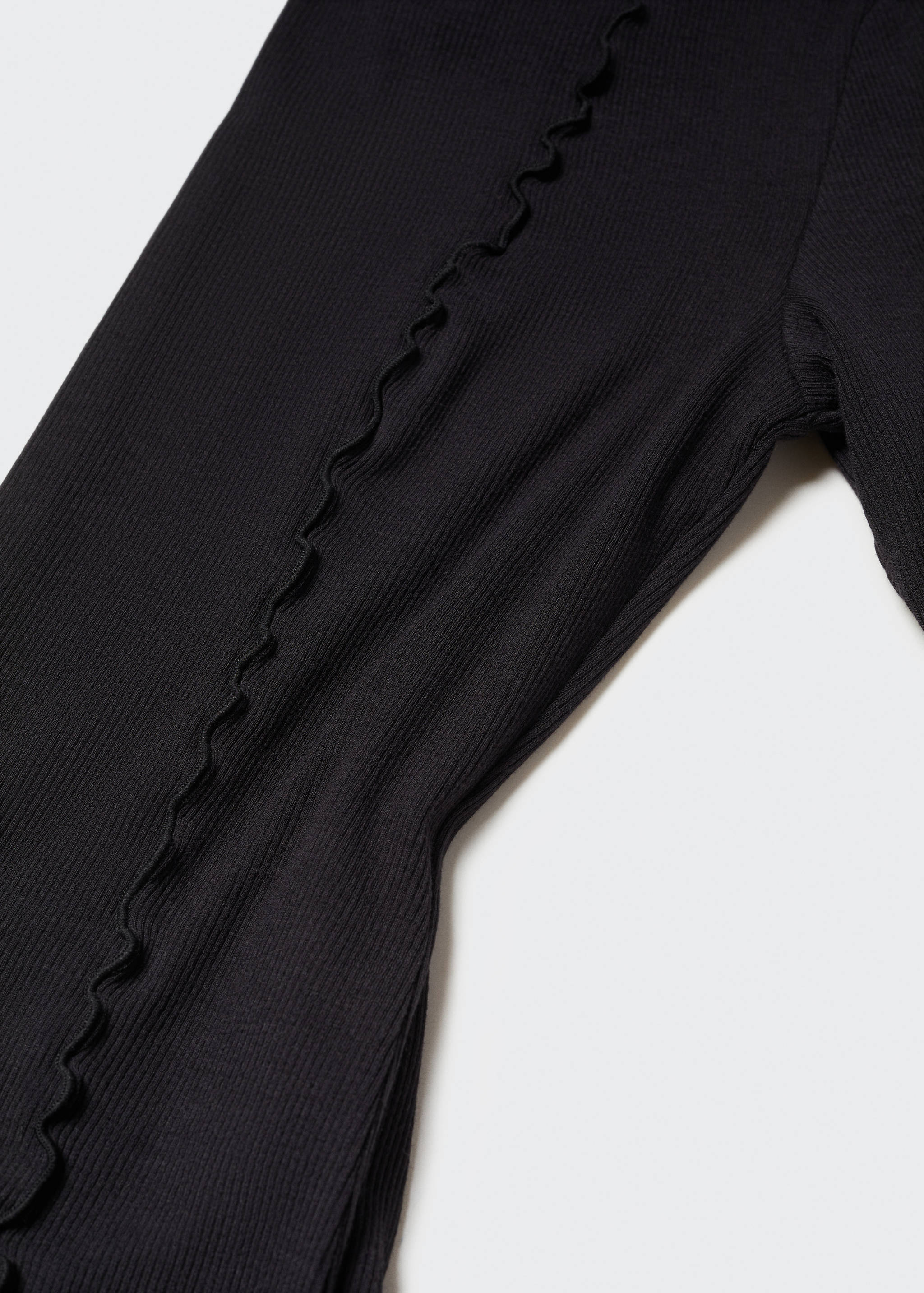 Decorative seam T-shirt - Details of the article 8