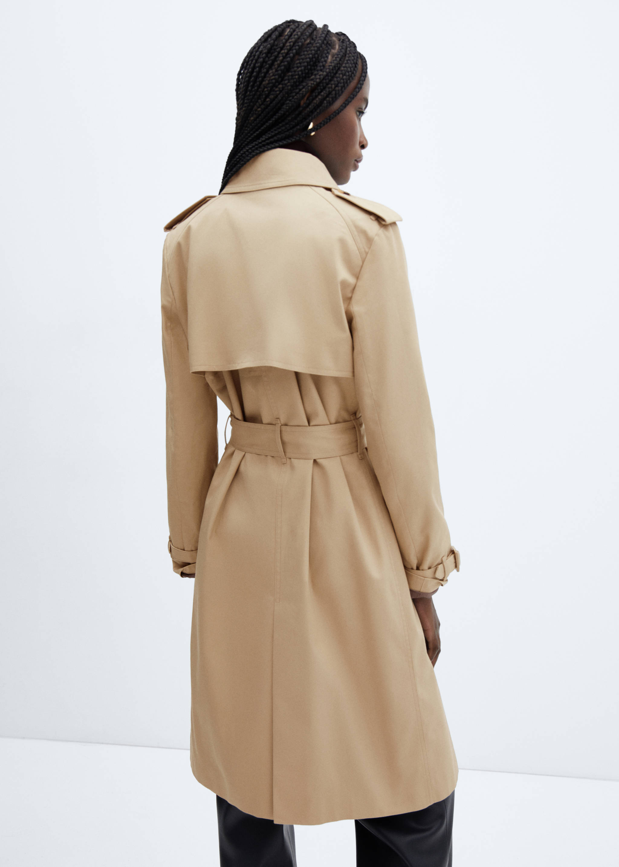Classic trench coat with belt - Reverse of the article