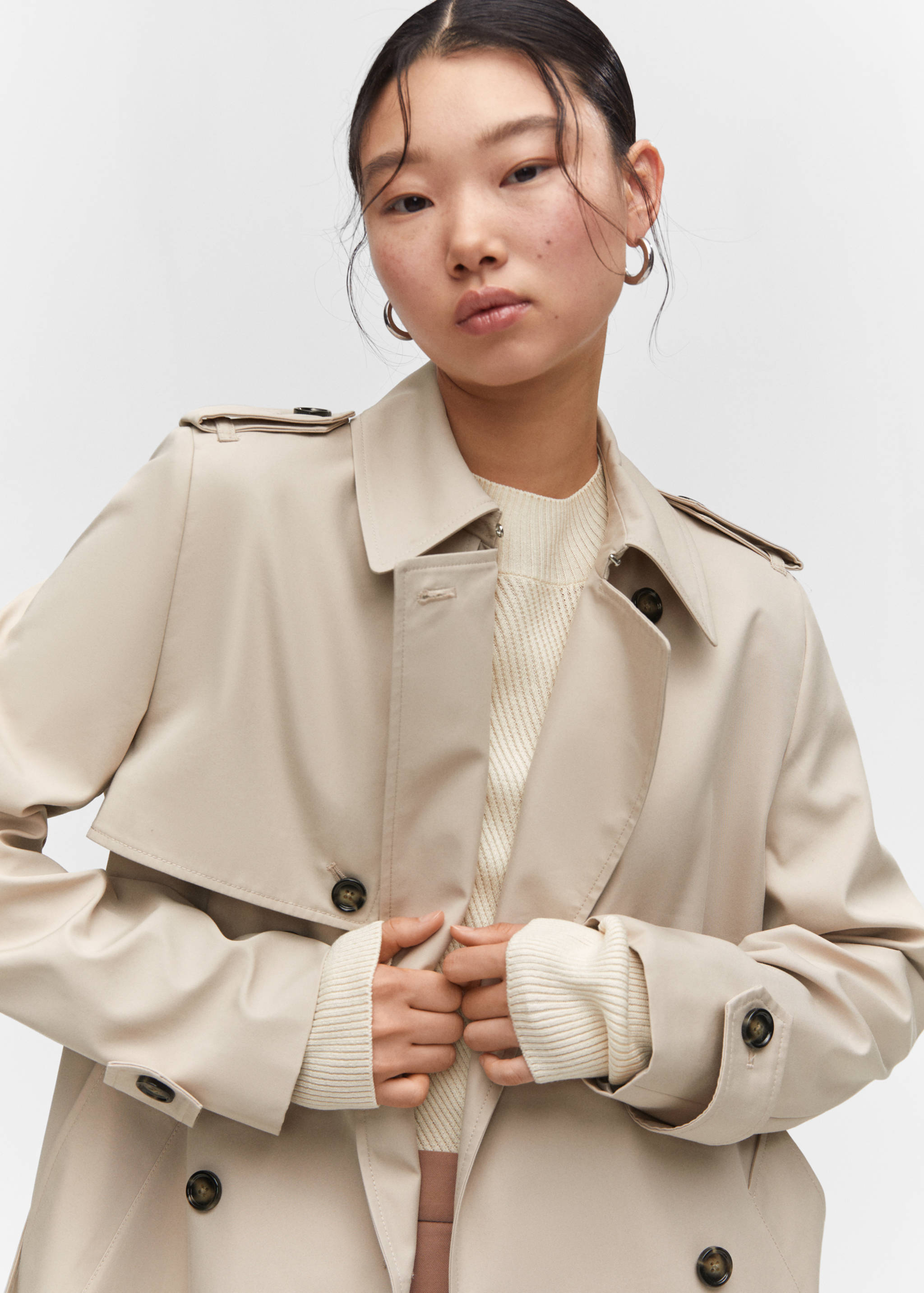 Waterproof double-breasted trench coat - Details of the article 4