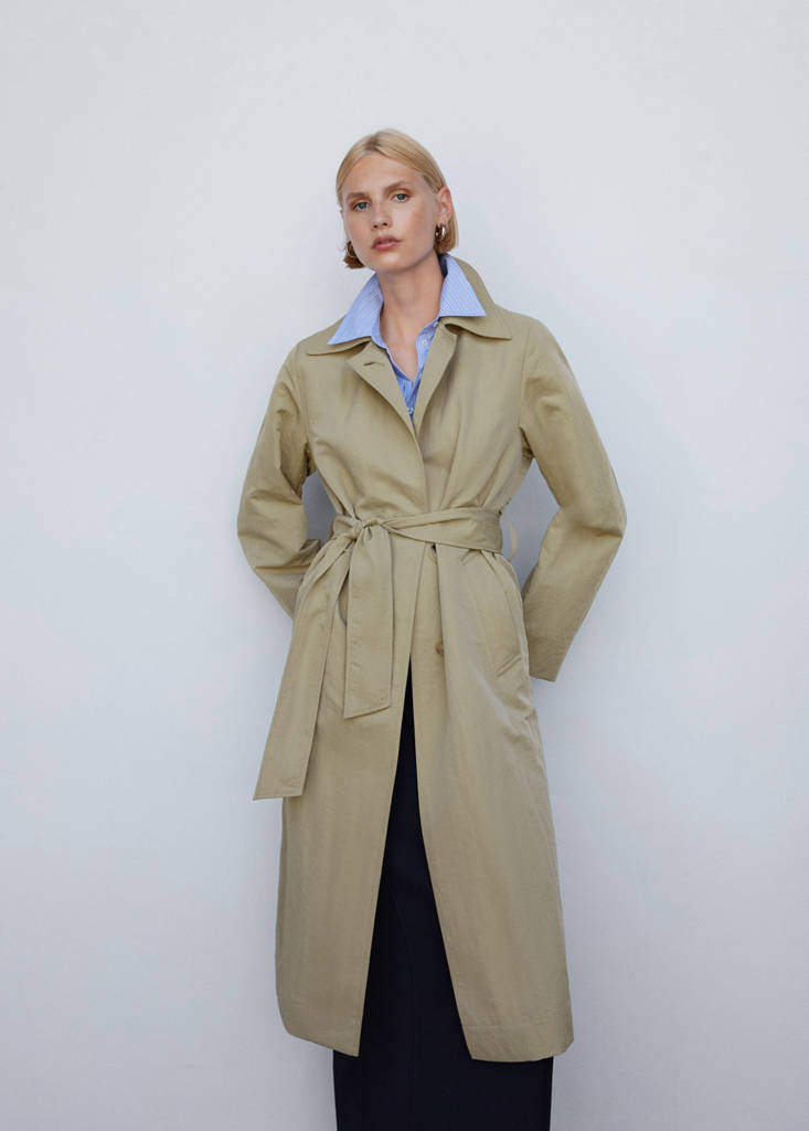 Fluid trench coat with tie — Beige