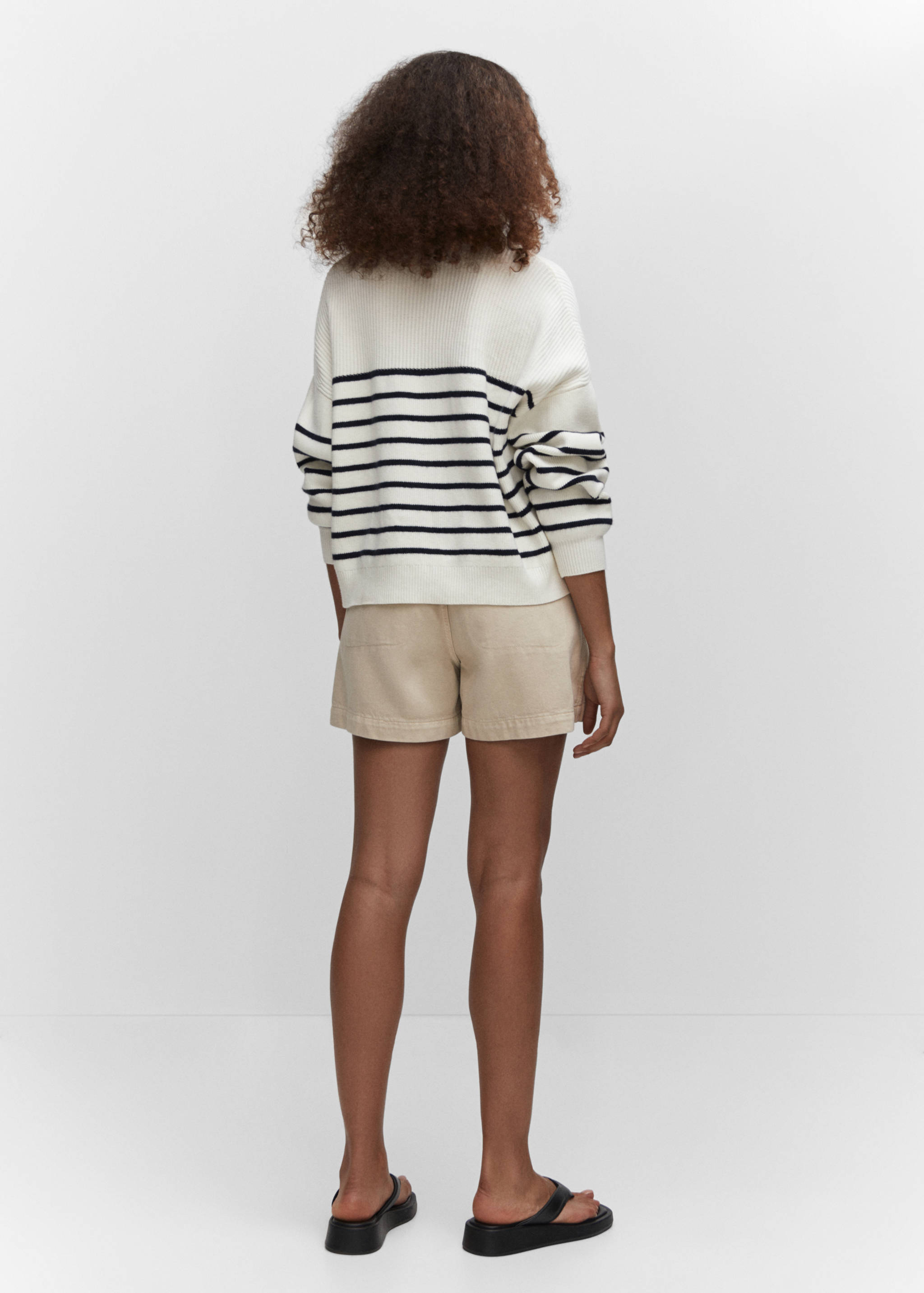 Джемпер в полоску с молнией - Обратная сторона изделия