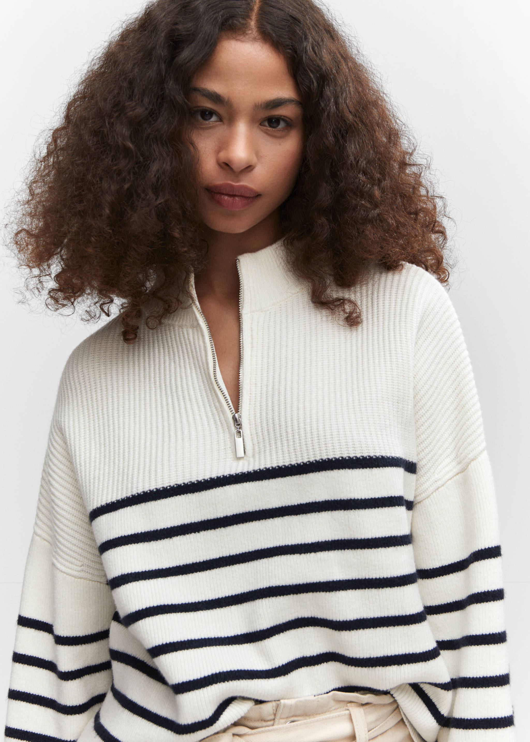 Джемпер в полоску с молнией - Деталь изделия 1
