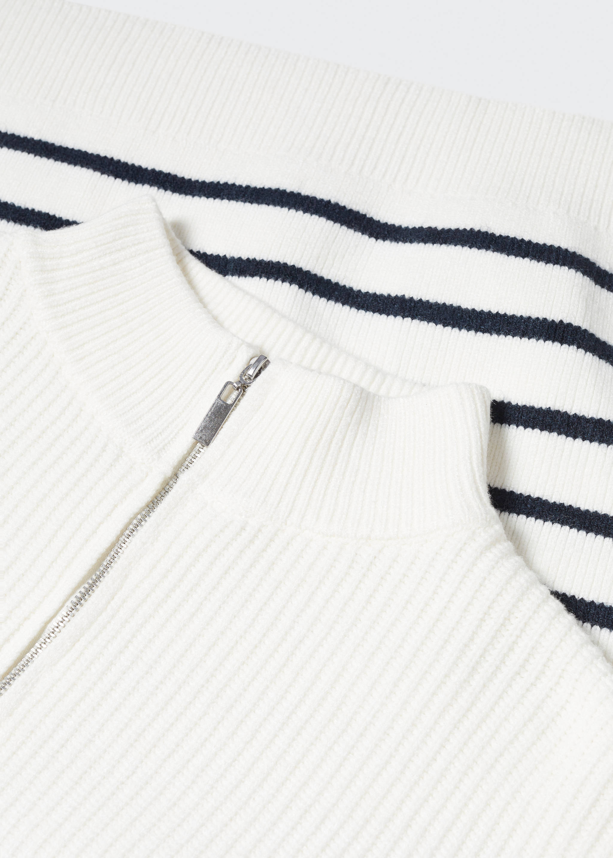 Джемпер в полоску с молнией - Деталь изделия 8