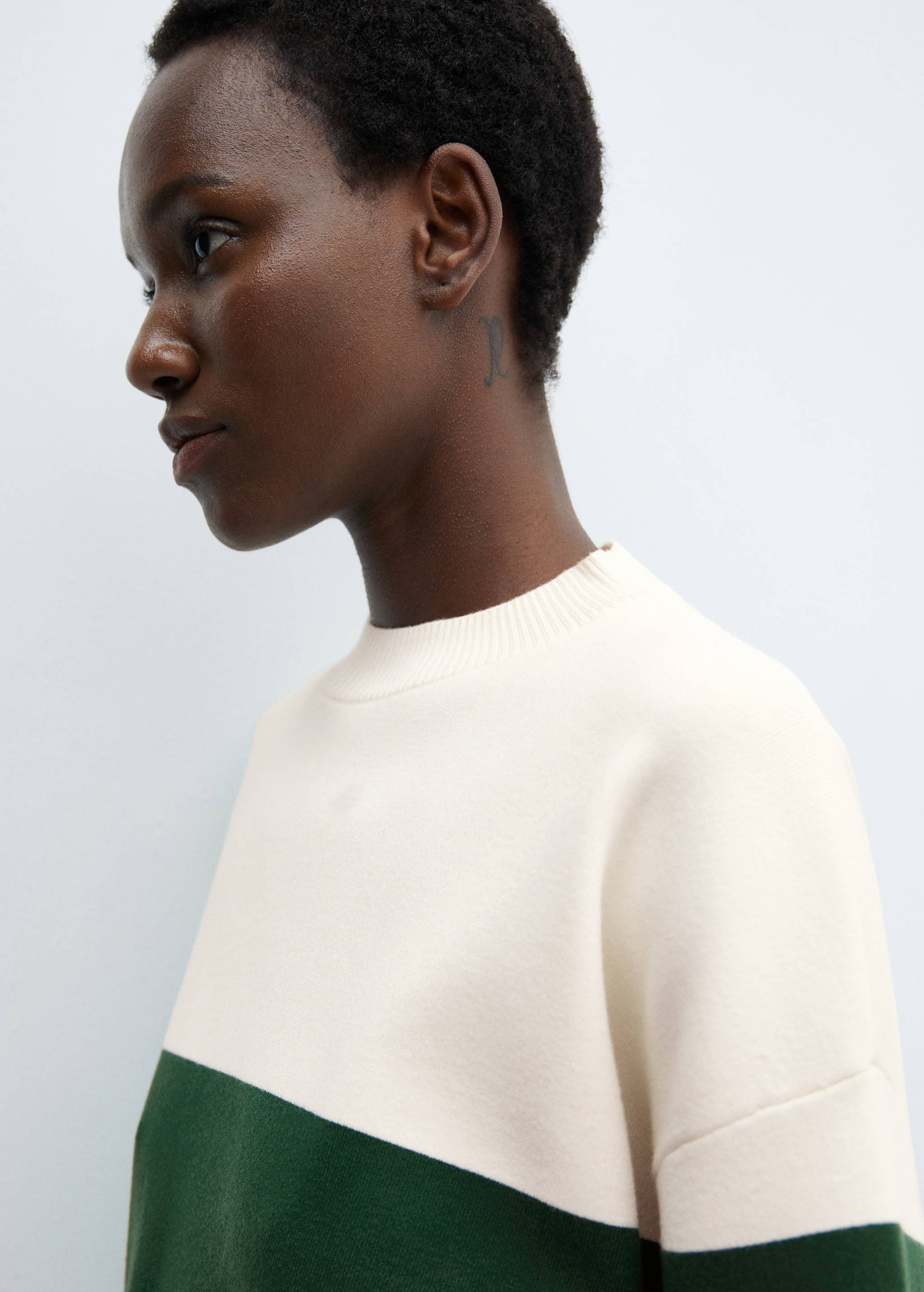 Oversized striped sweater - Details of the article 1