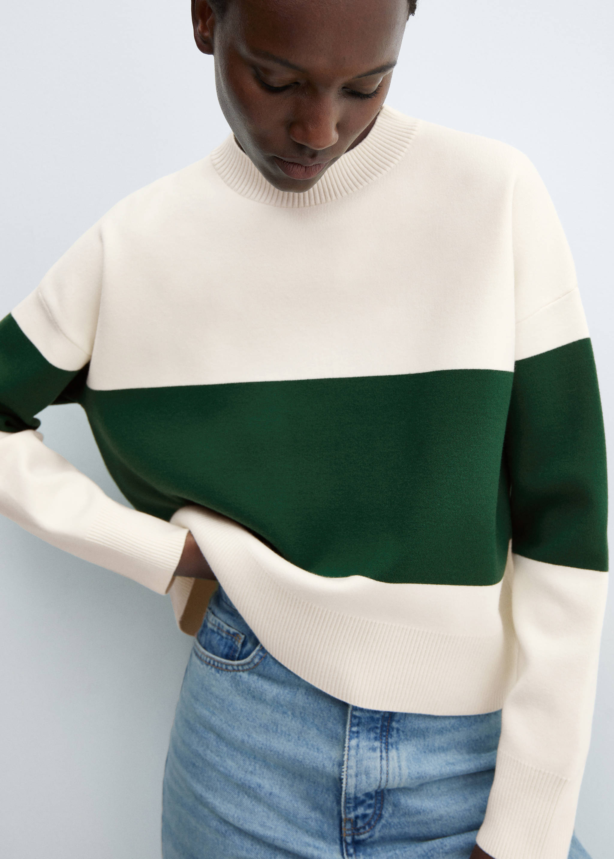 Oversized striped sweater - Details of the article 2