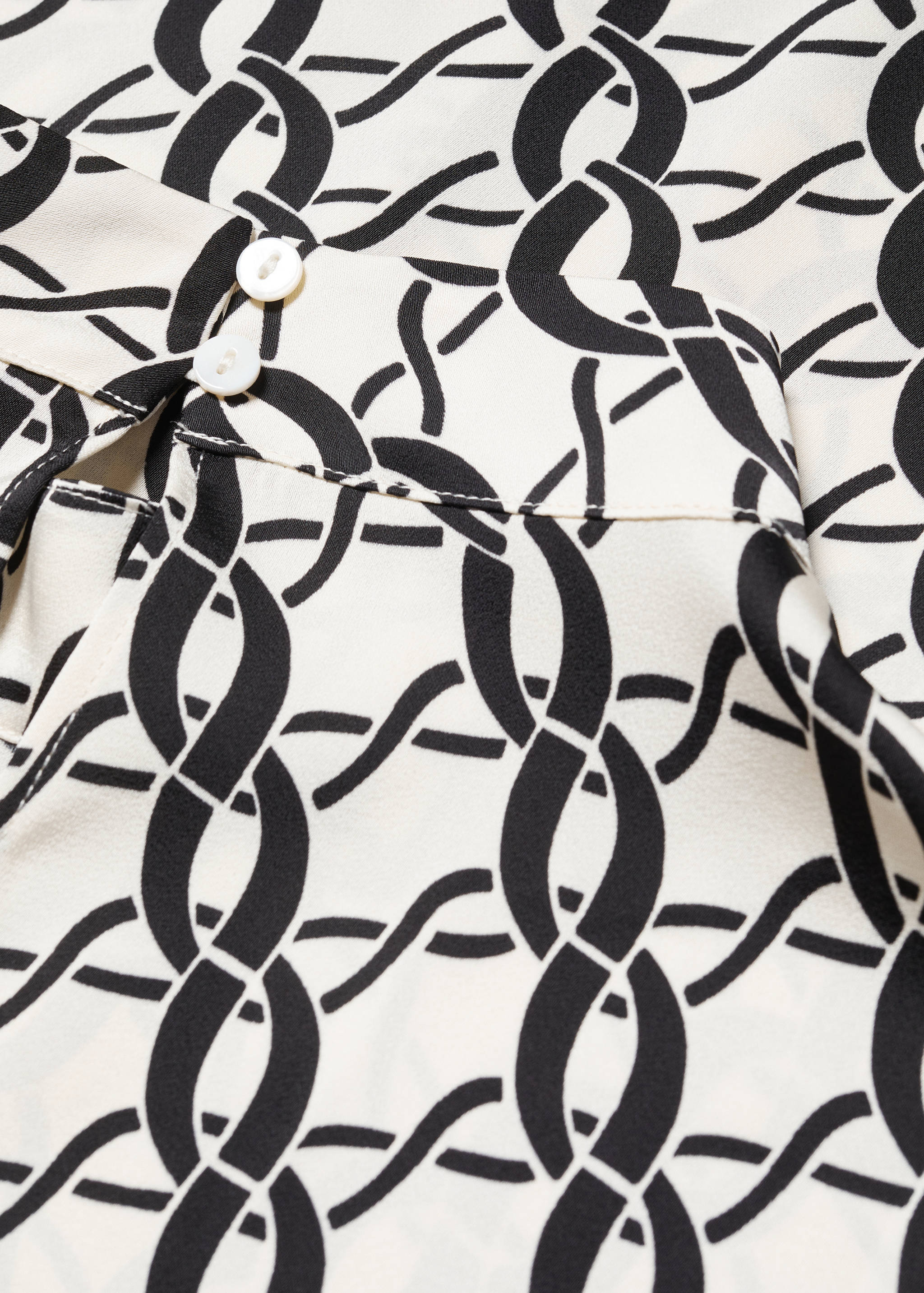 Chain print blouse - Details of the article 8