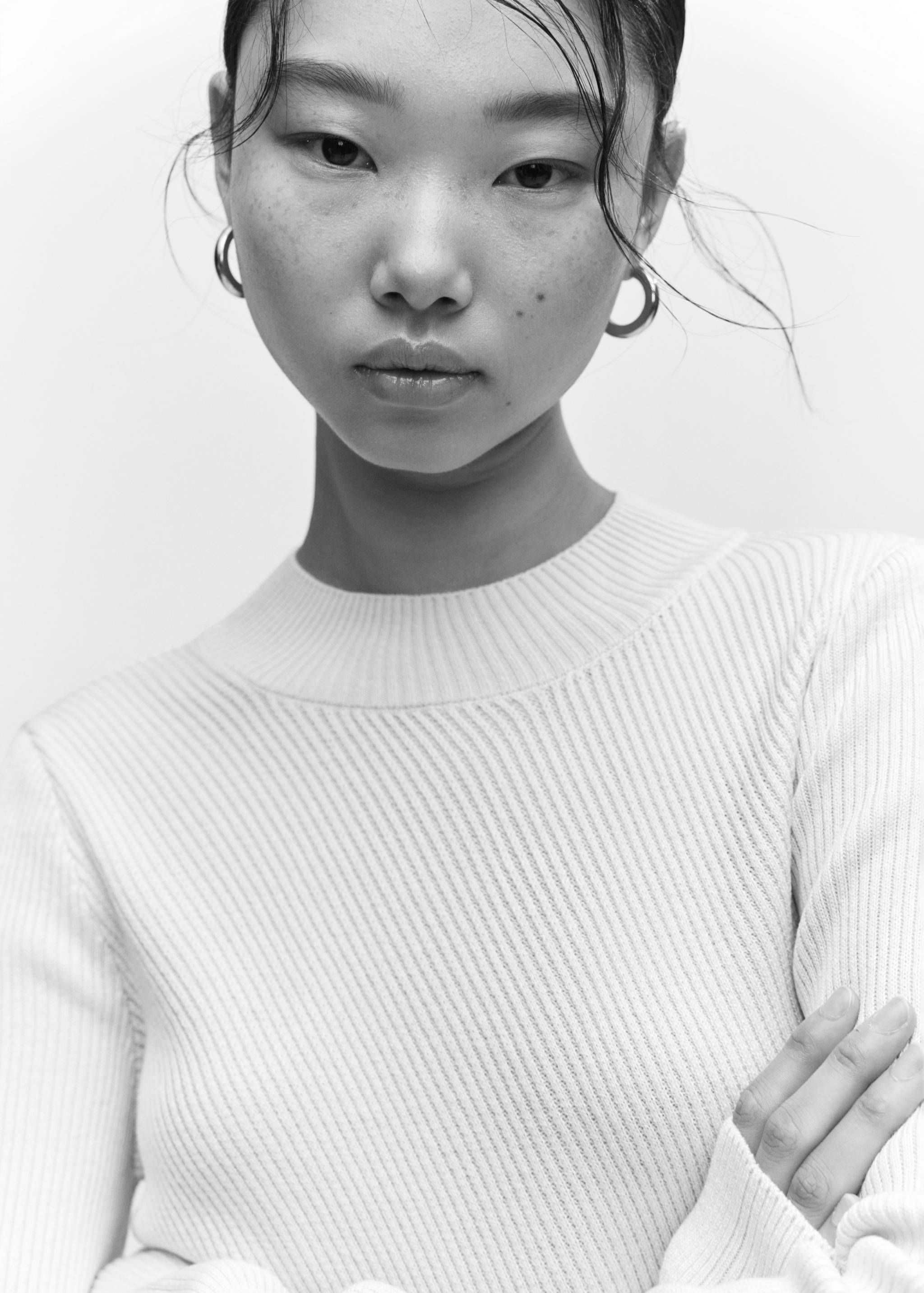 Knitted sweater with perkins neck - Details of the article 1