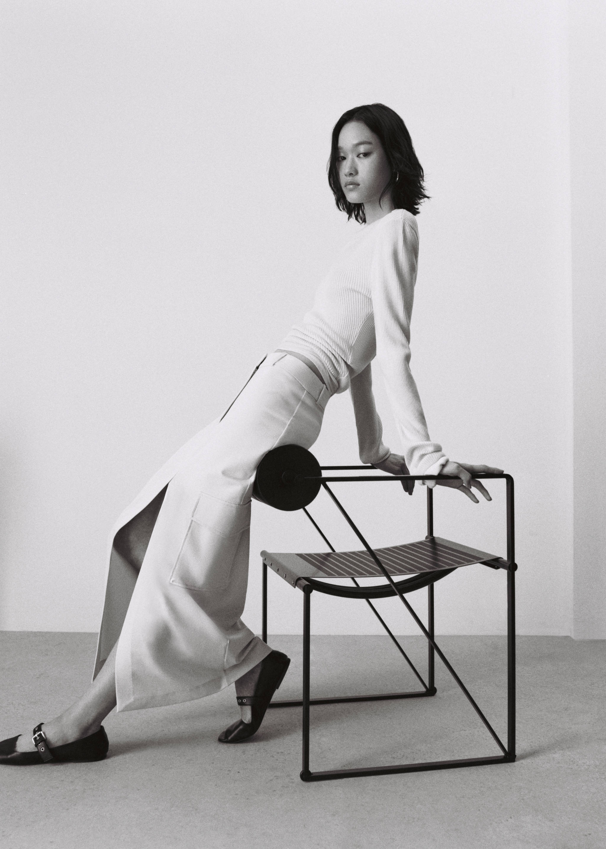 Knitted sweater with perkins neck - Details of the article 6