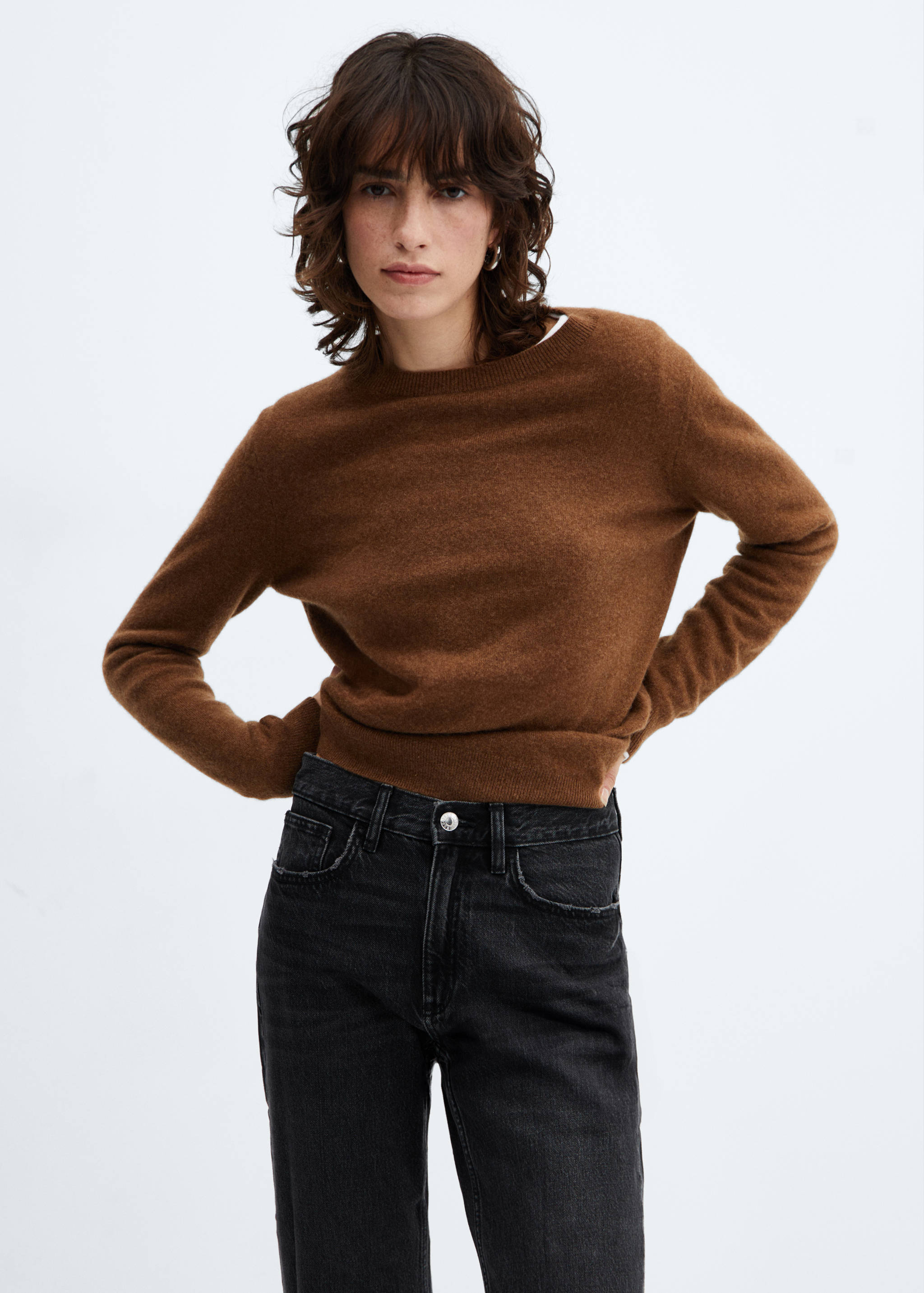Mid-rise straight jeans - Details of the article 1
