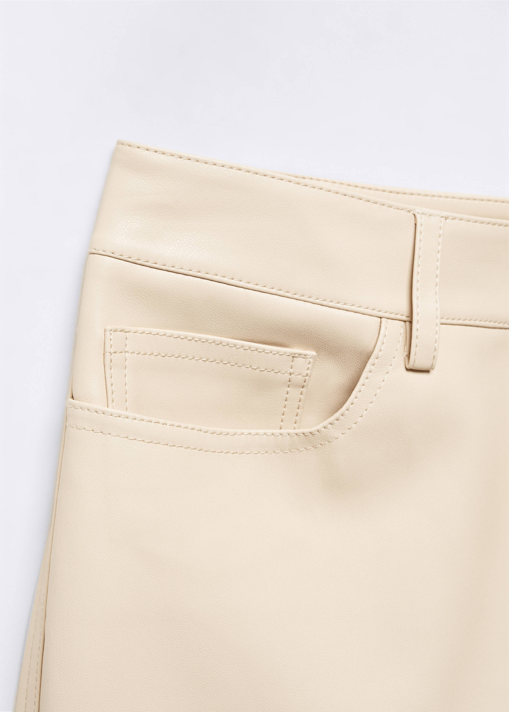 Pantalon droit cuir synthétique - Détail de l'article 8