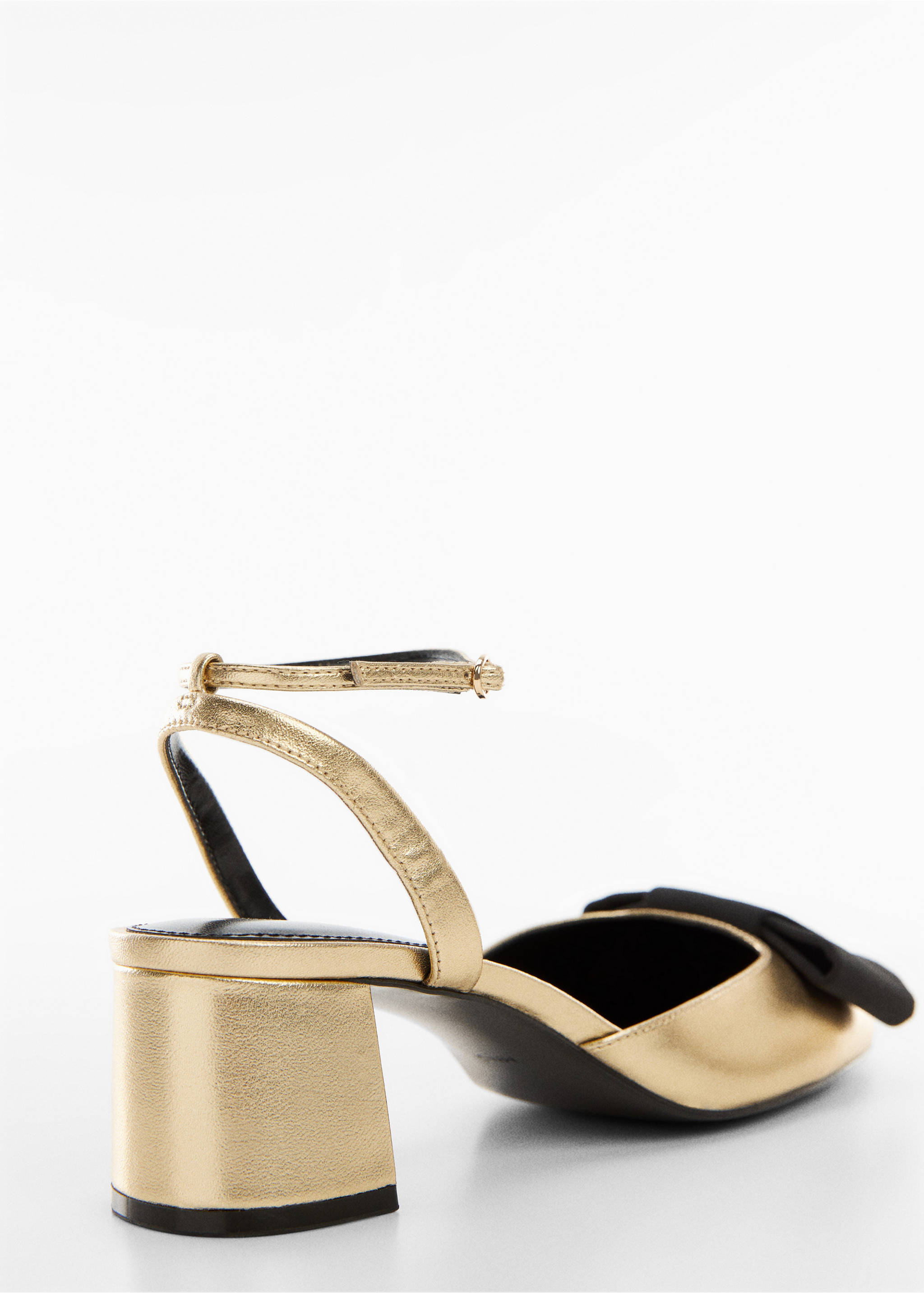 Metallic shoes with bow - Details of the article 2, Gold. Ref: 57024778-00.
