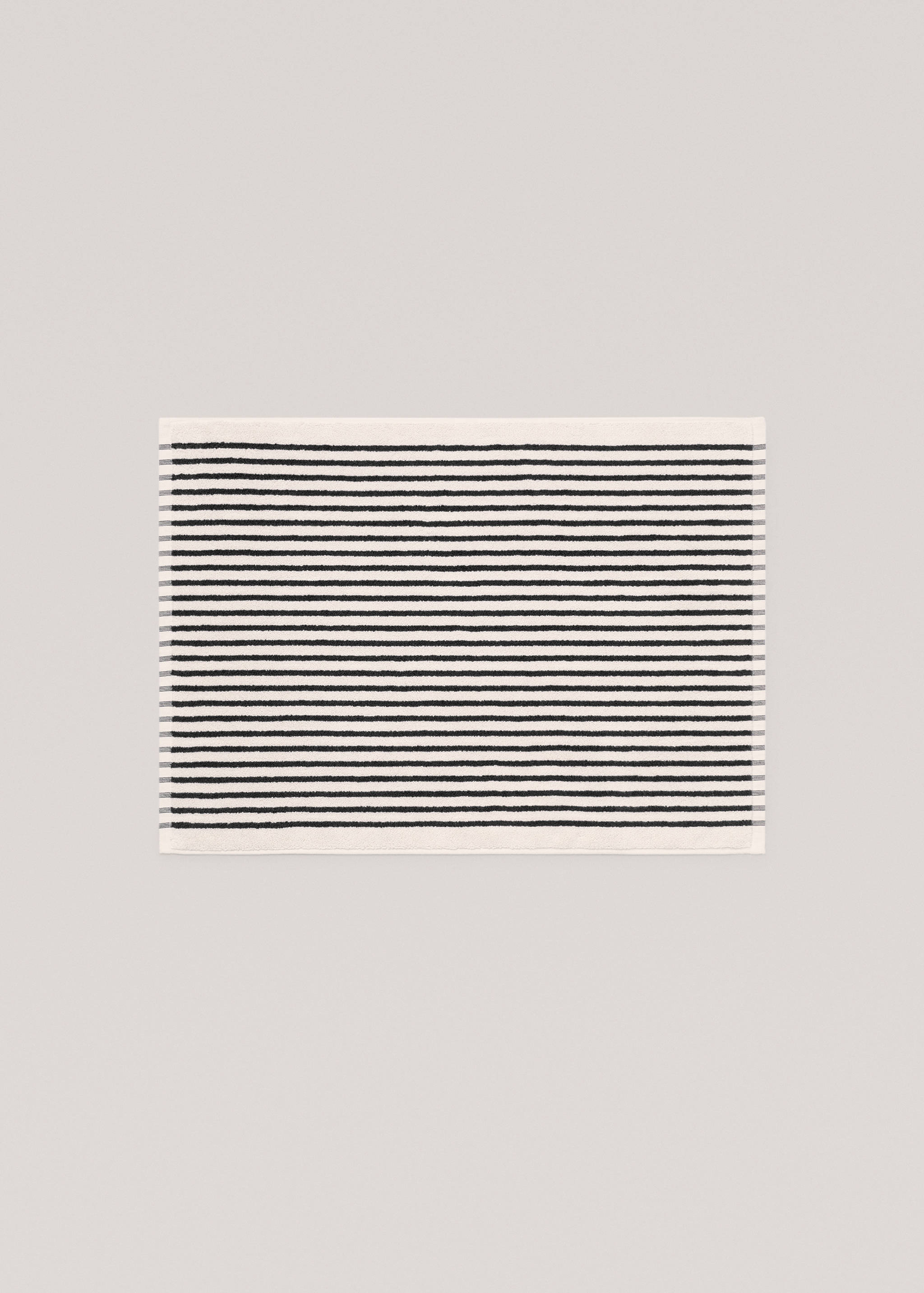 Striped cotton rug - Article without model