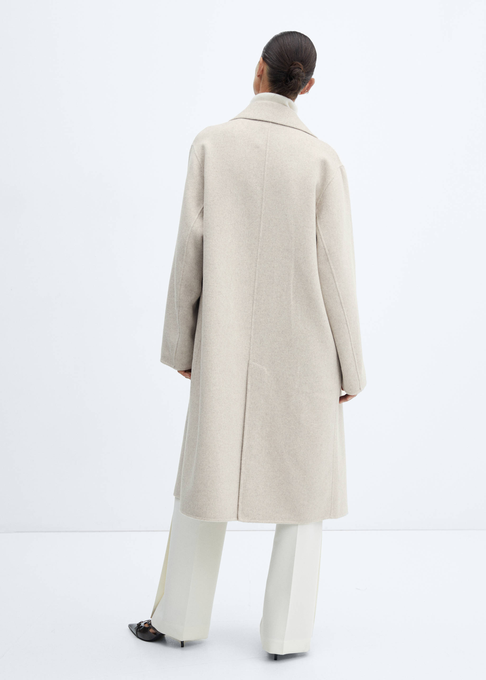 Handmade oversized wool coat - Reverse of the article