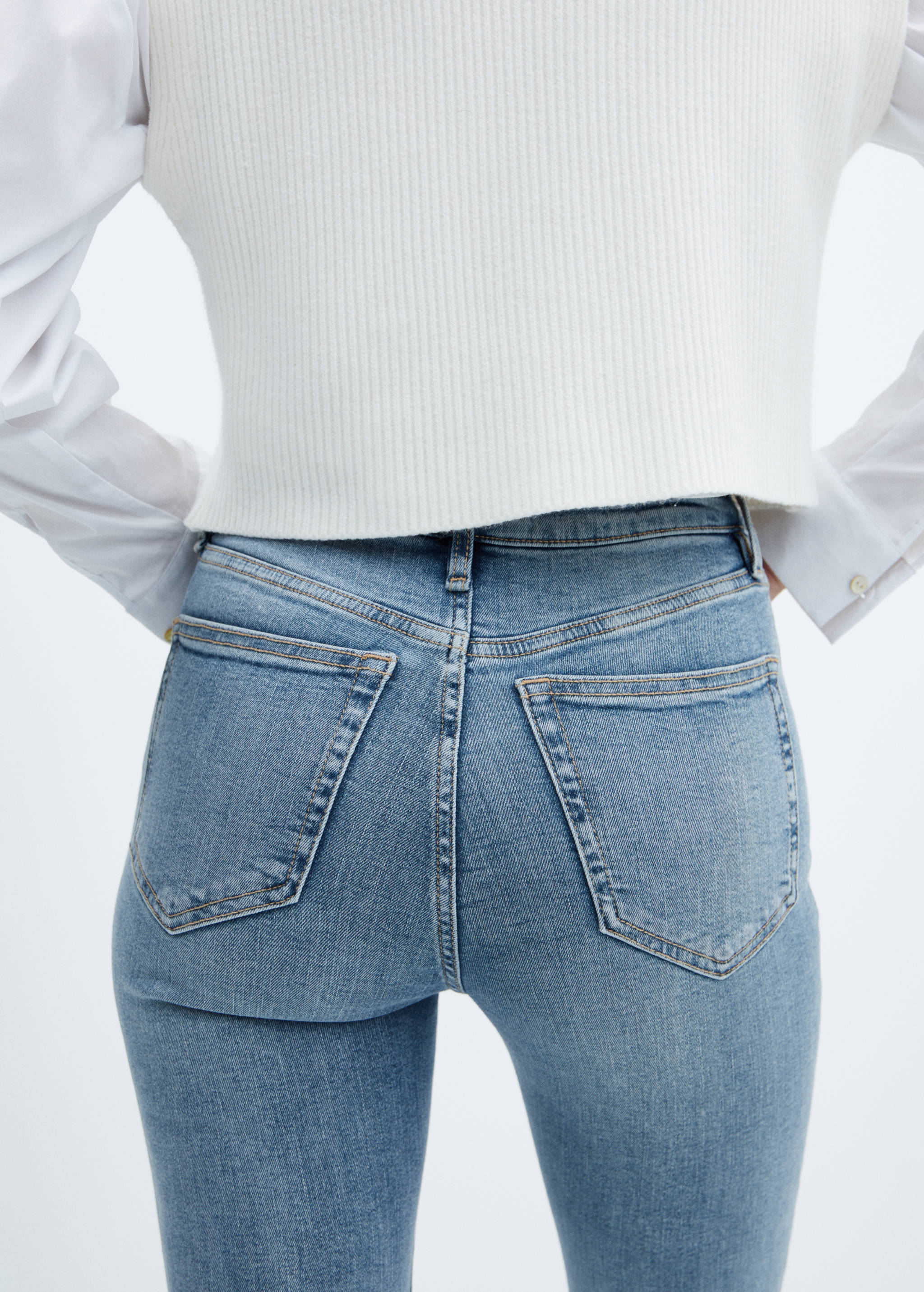 High-rise skinny jeans - Details of the article 6