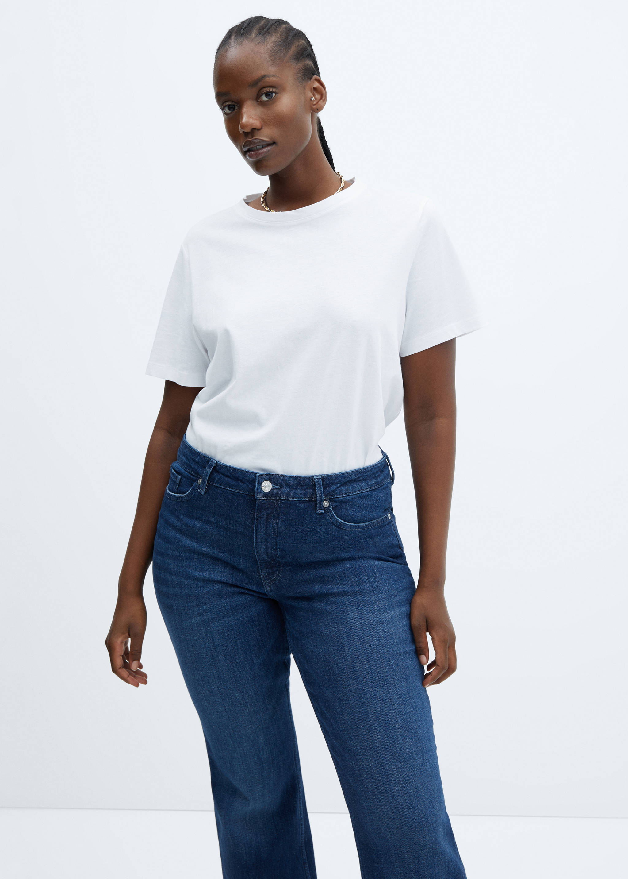 Medium-rise flared jeans - Details of the article 5