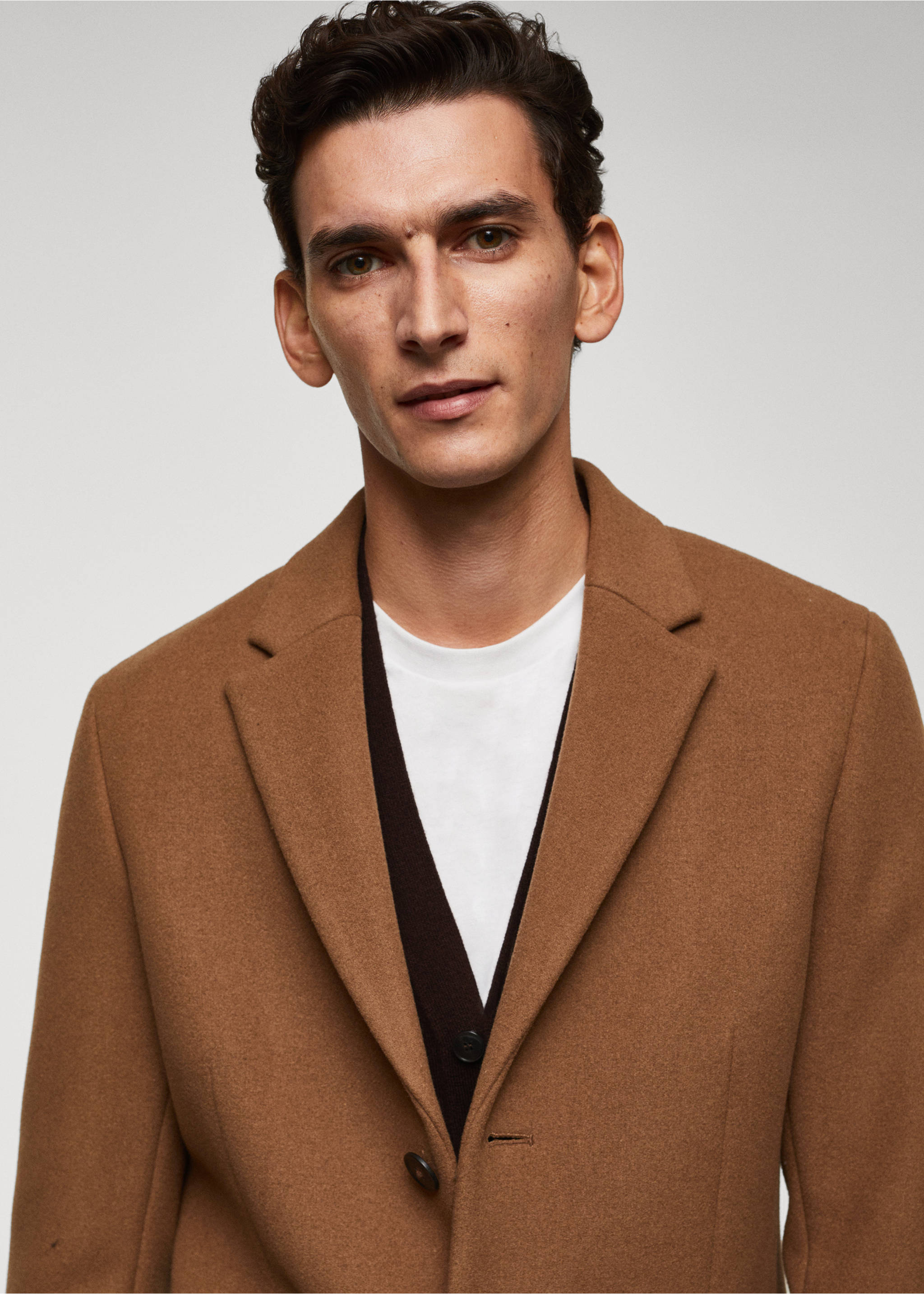 Long recycled wool coat - Details of the article 1, Medium Brown. Ref: 57025948-00.
