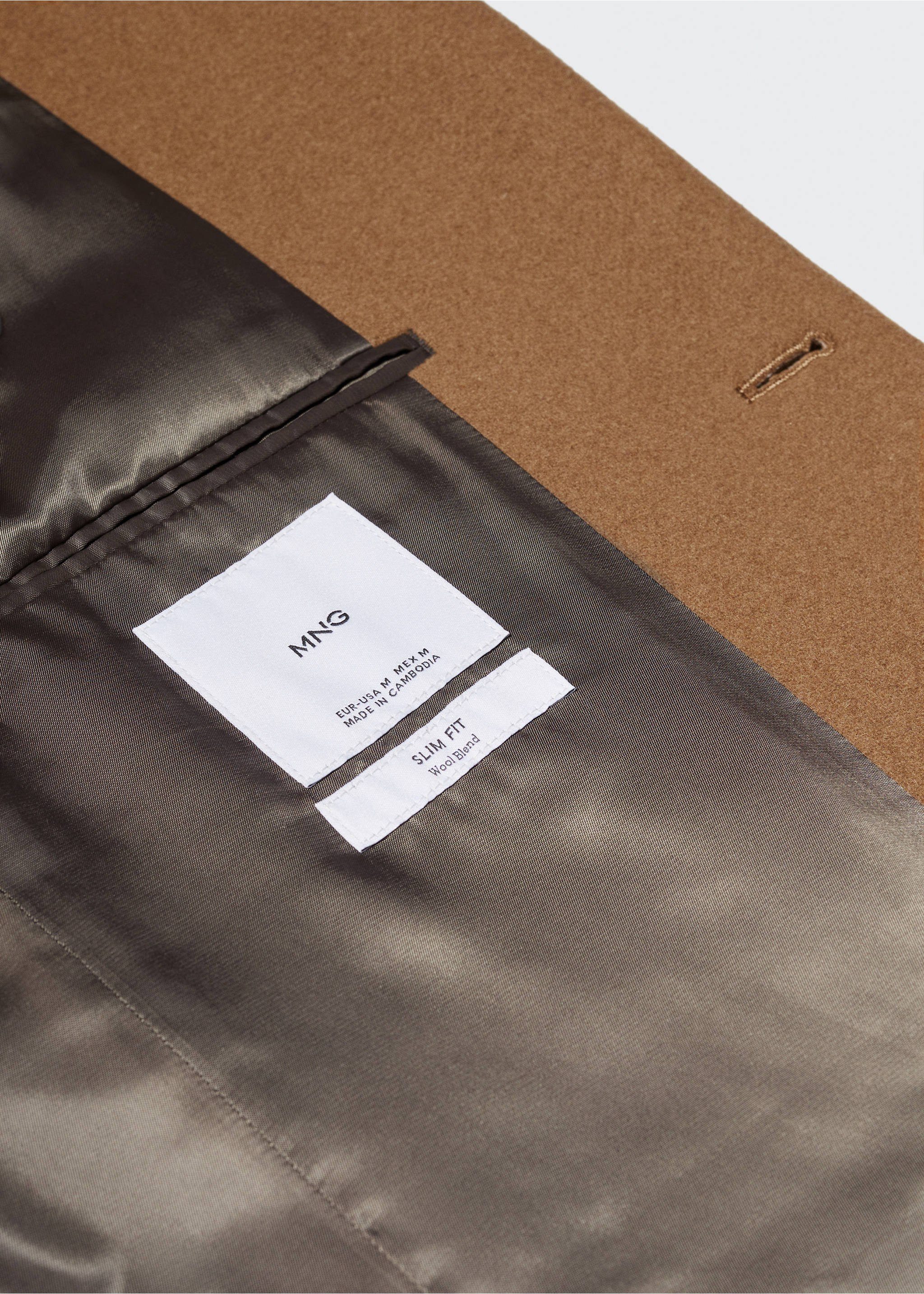 Long recycled wool coat - Details of the article 8, Medium Brown. Ref: 57025948-00.