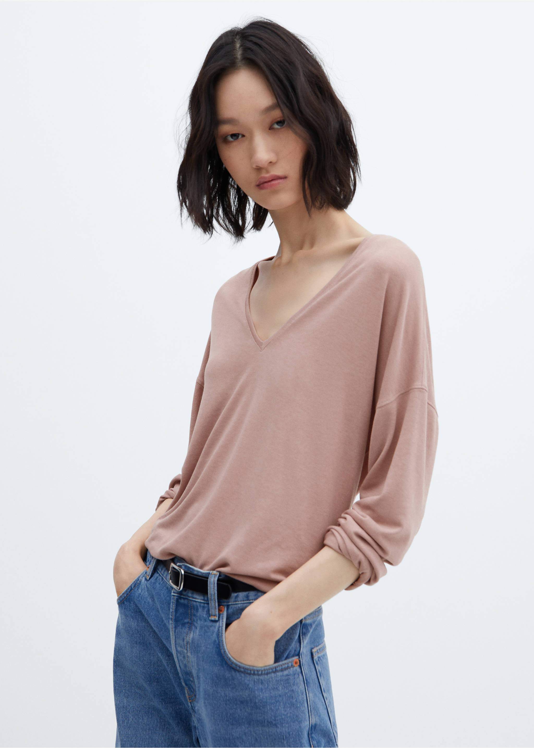 Long-sleeved V-neck T-shirt - Средний план, Розовый. Ref: 57025956-00.