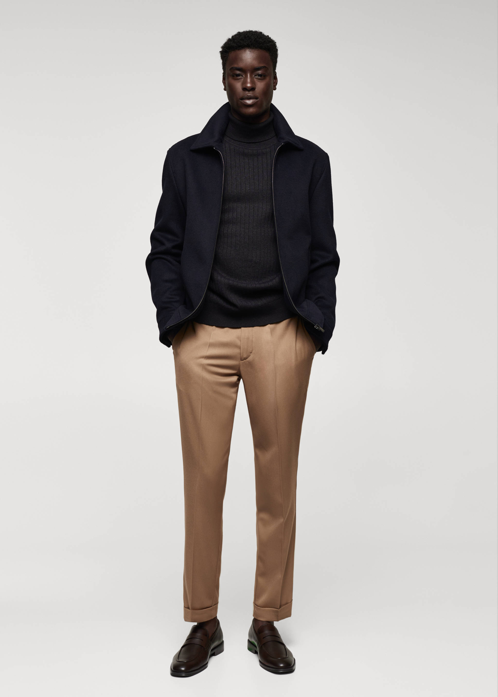 Pull-over côtelé col roulé - Plan général