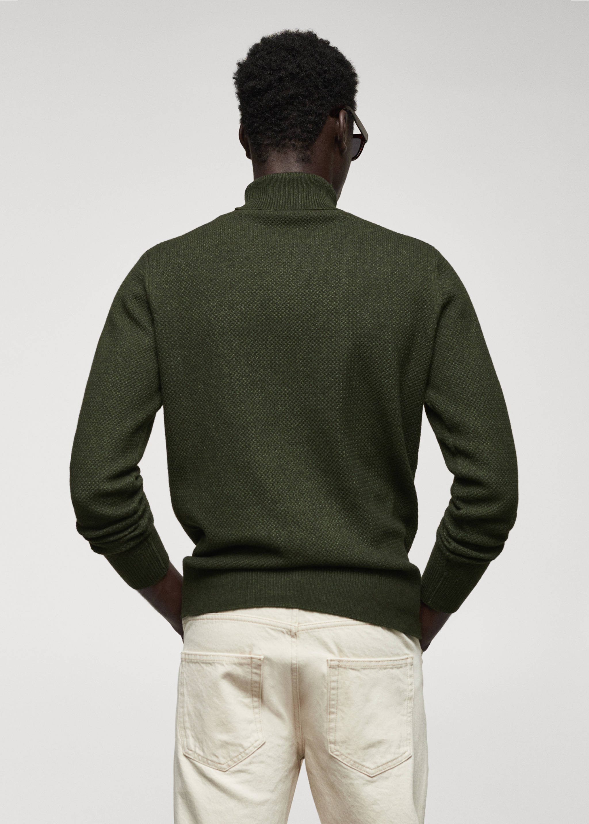 Twisted turtleneck sweater - Reverse of the article