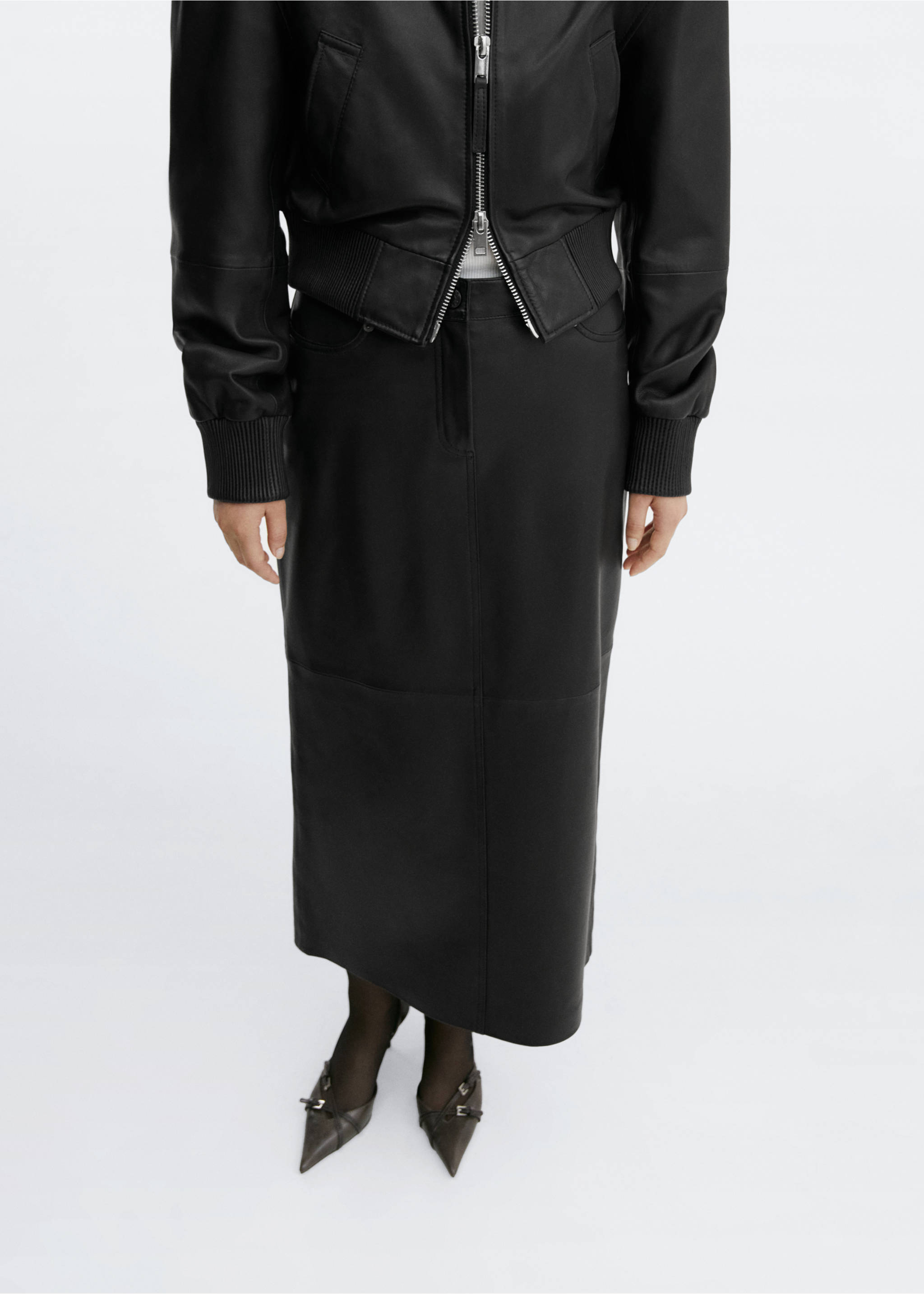 Leather pencil skirt - Medium plane, Black. Ref: 57025986-00.