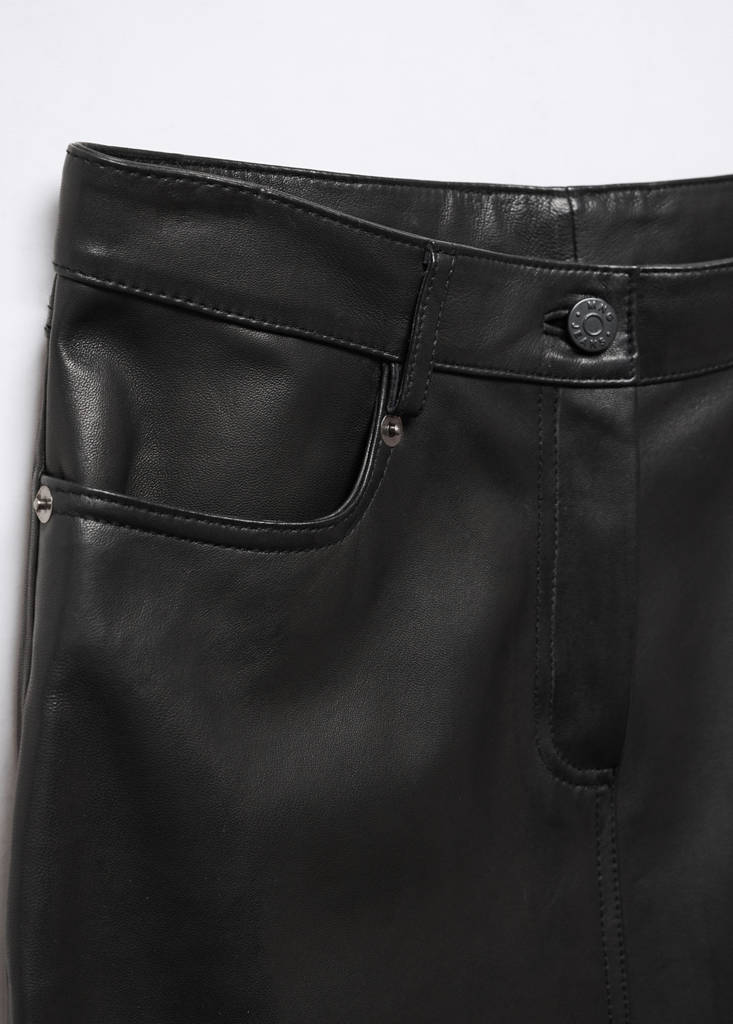 Leather pencil skirt — Black