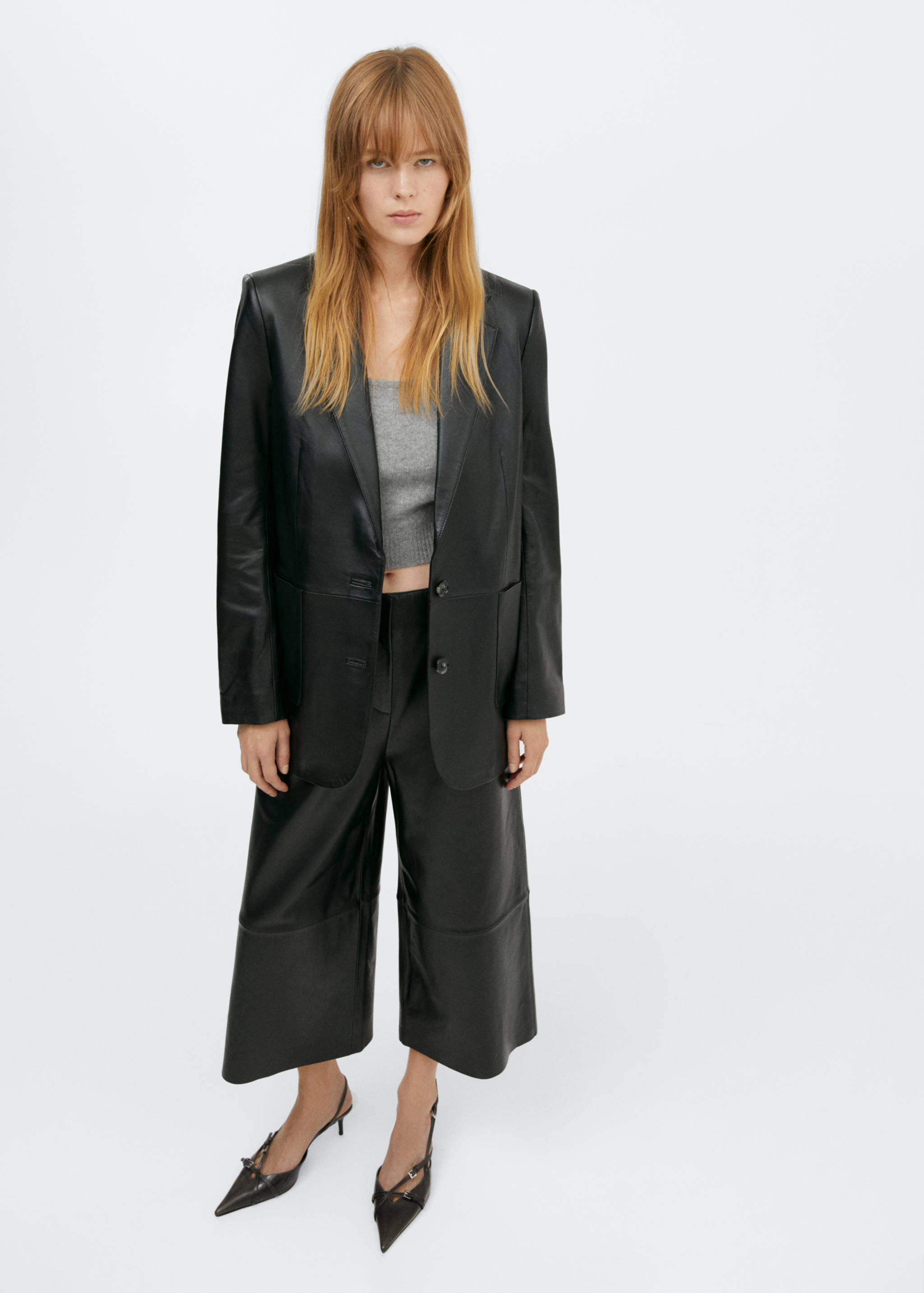 Pleated leather culotte trousers - General plane