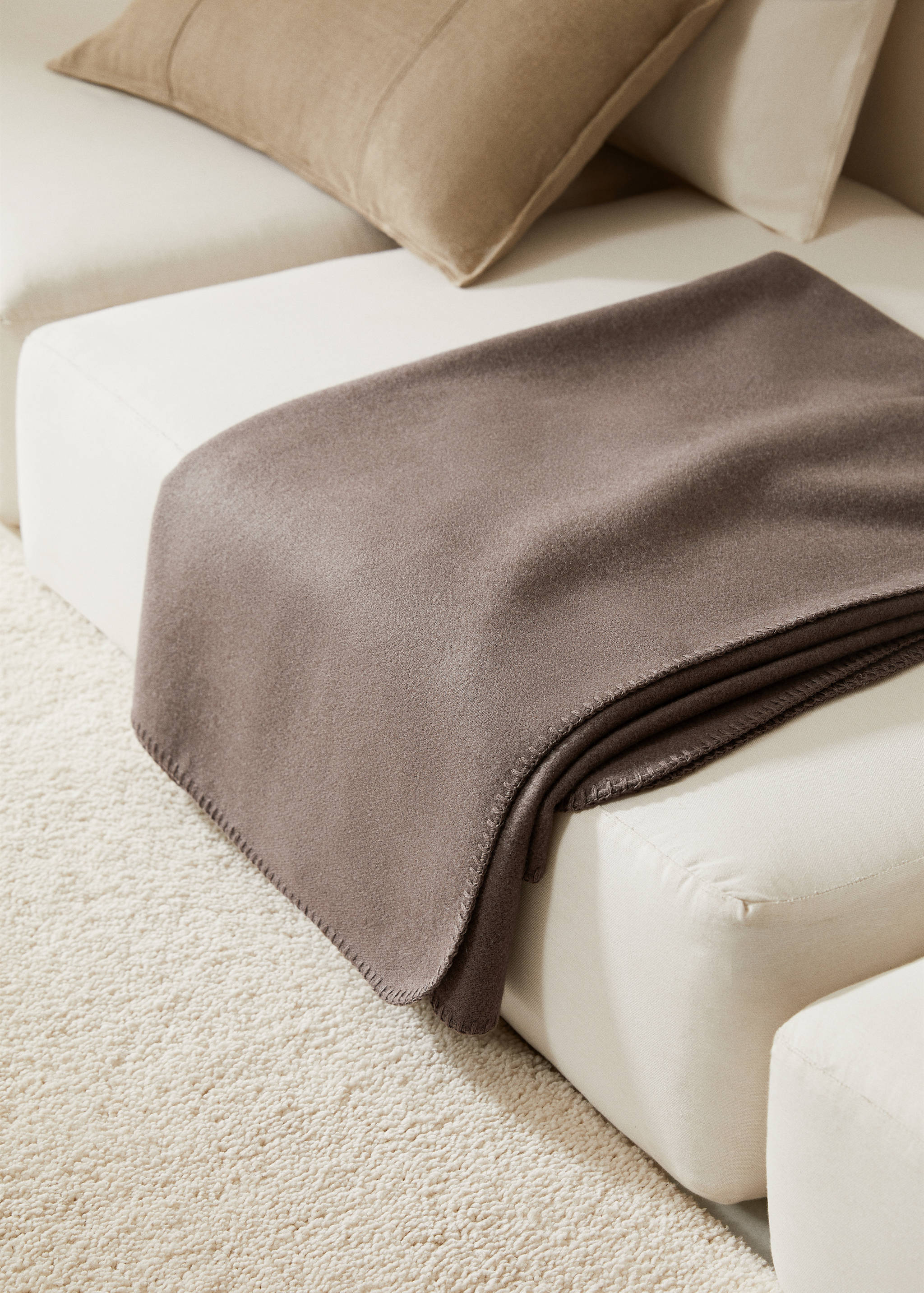 Manta detalle costura mezcla lana 130x180cm - Plano general