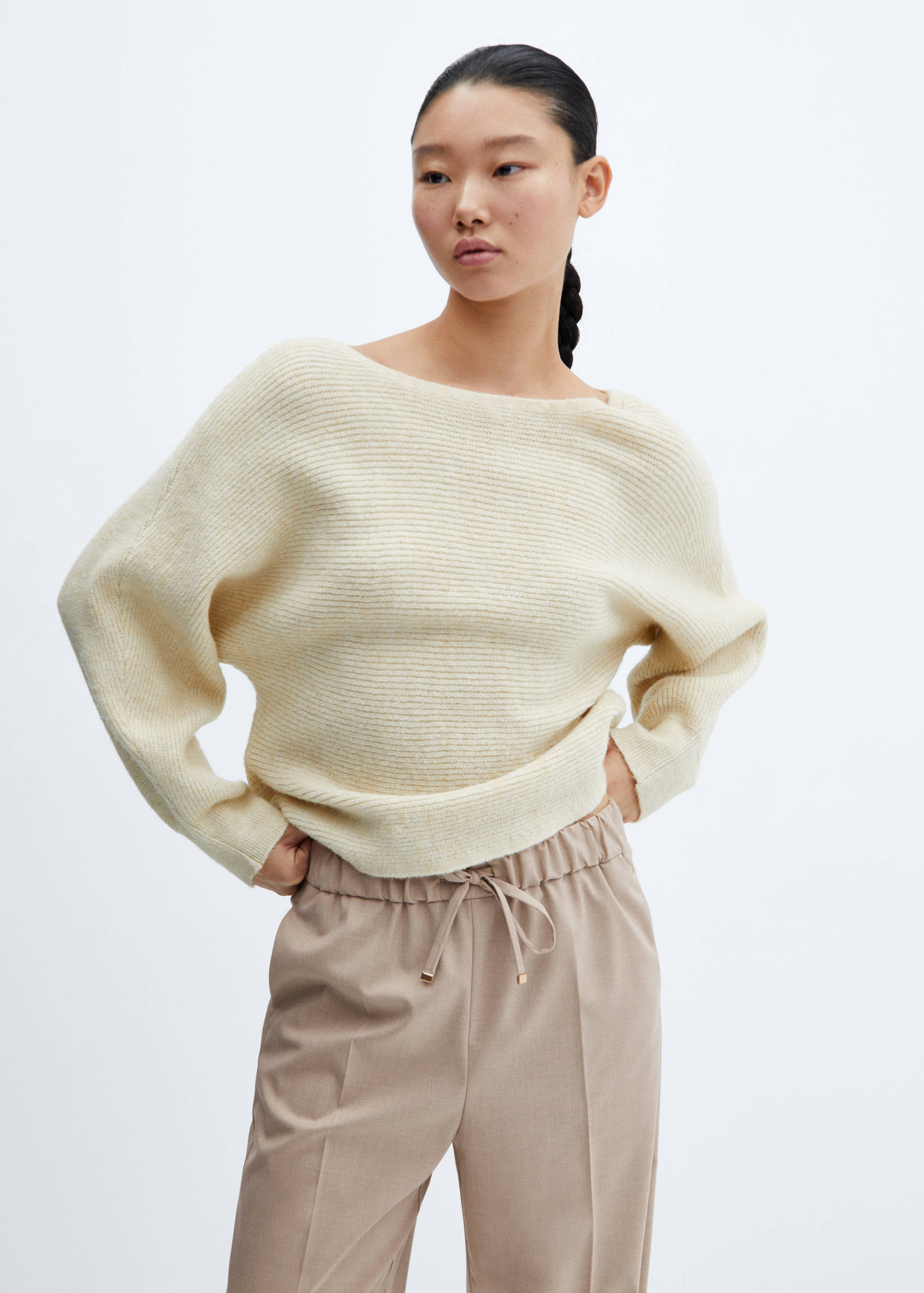 Wide leg trousers with elastic waist - Details of the article 1