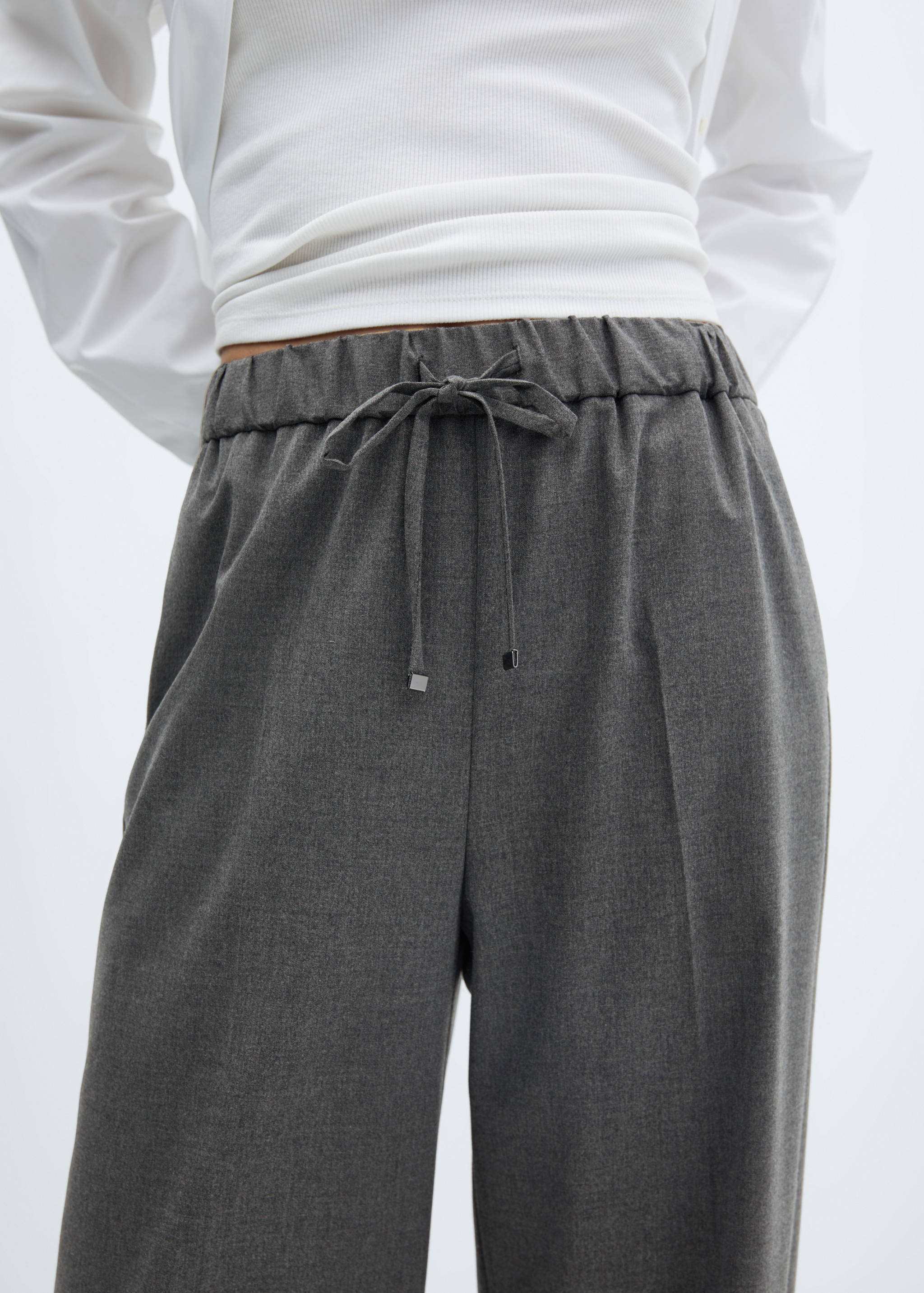 Wide leg trousers with elastic waist - Details of the article 6