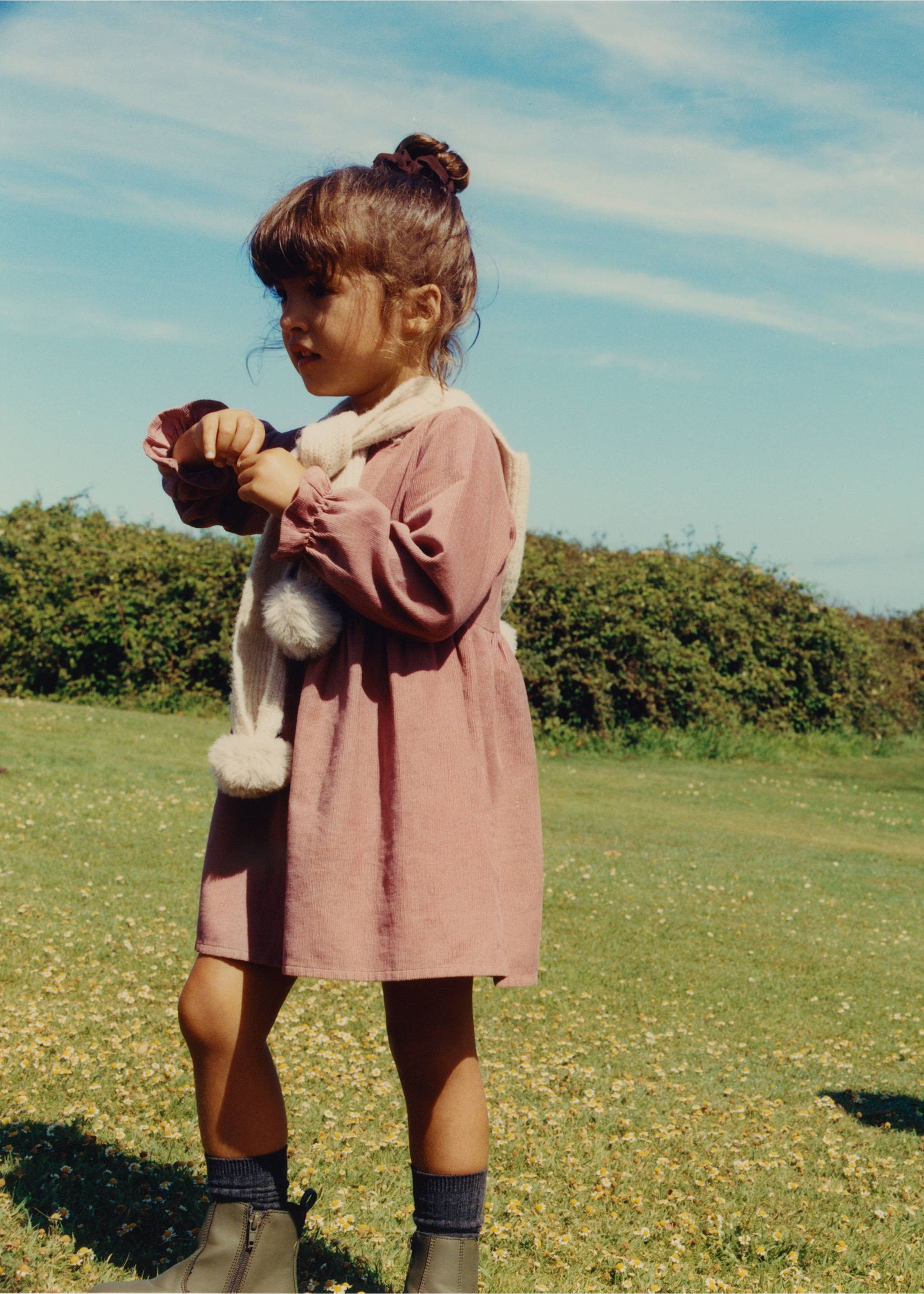Corduroy dress - Details of the article 3, Pink. Ref: 57027122-00.