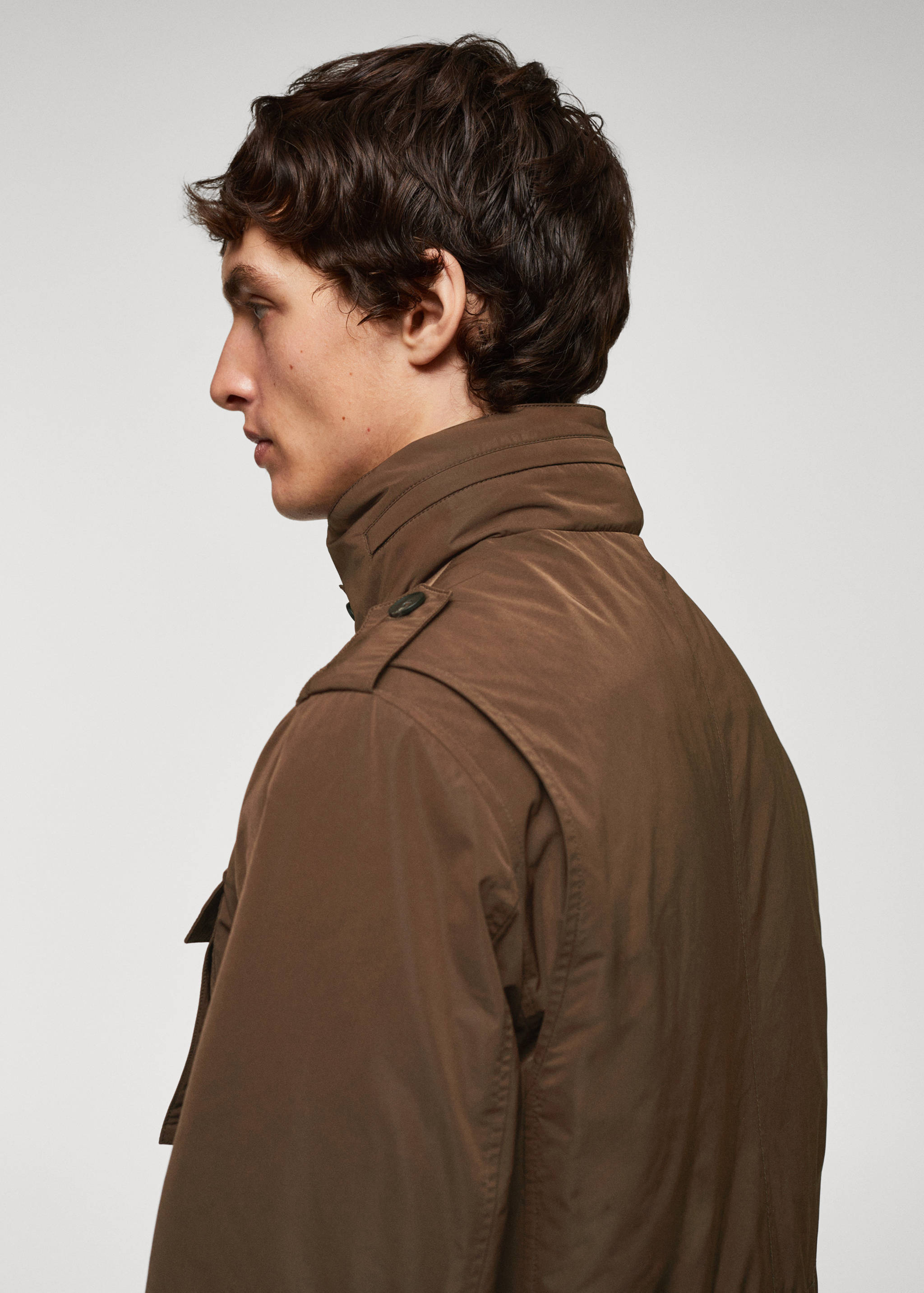 Veste imperméable à poches - Détail de l'article 4