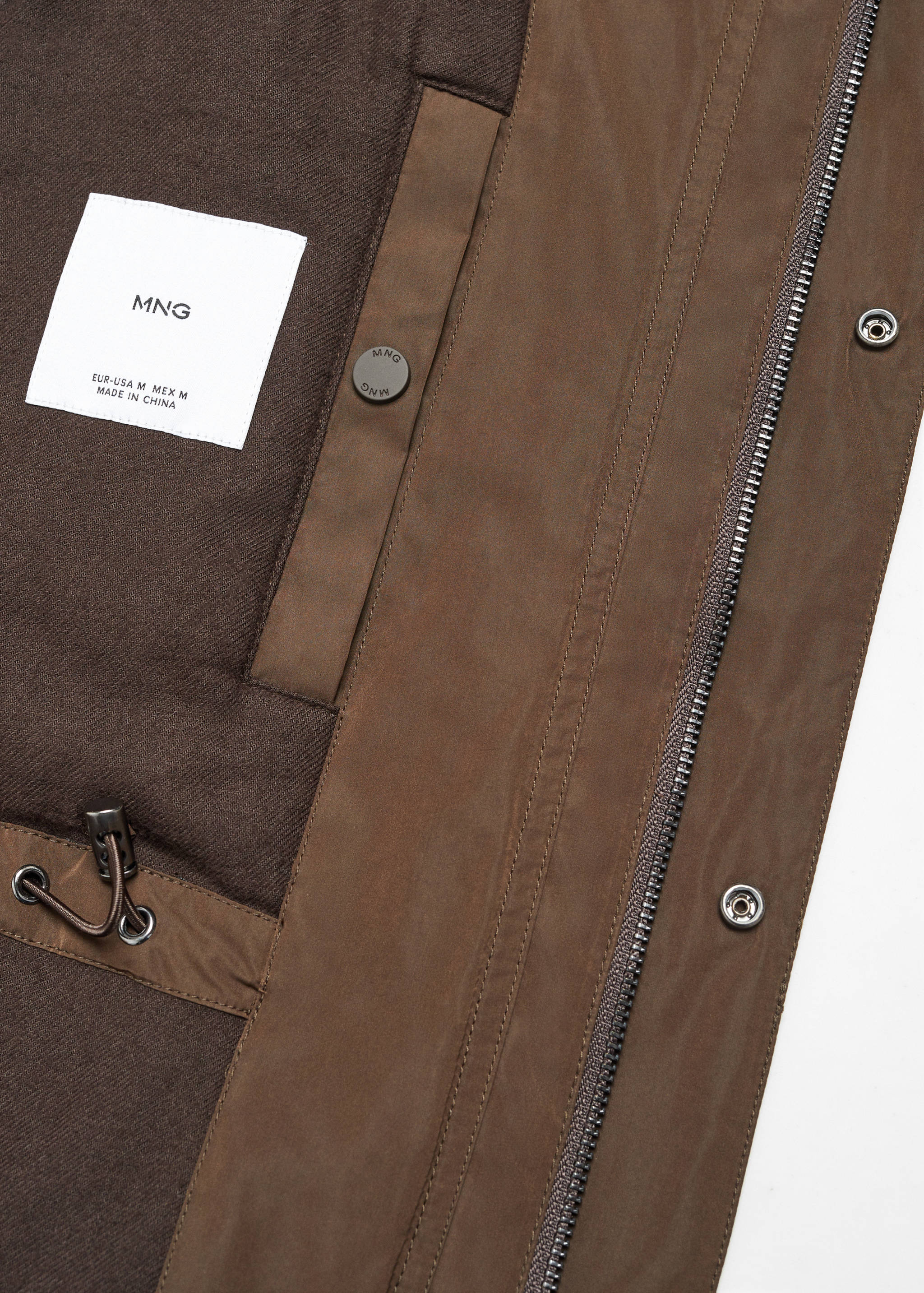 Veste imperméable à poches - Détail de l'article 8