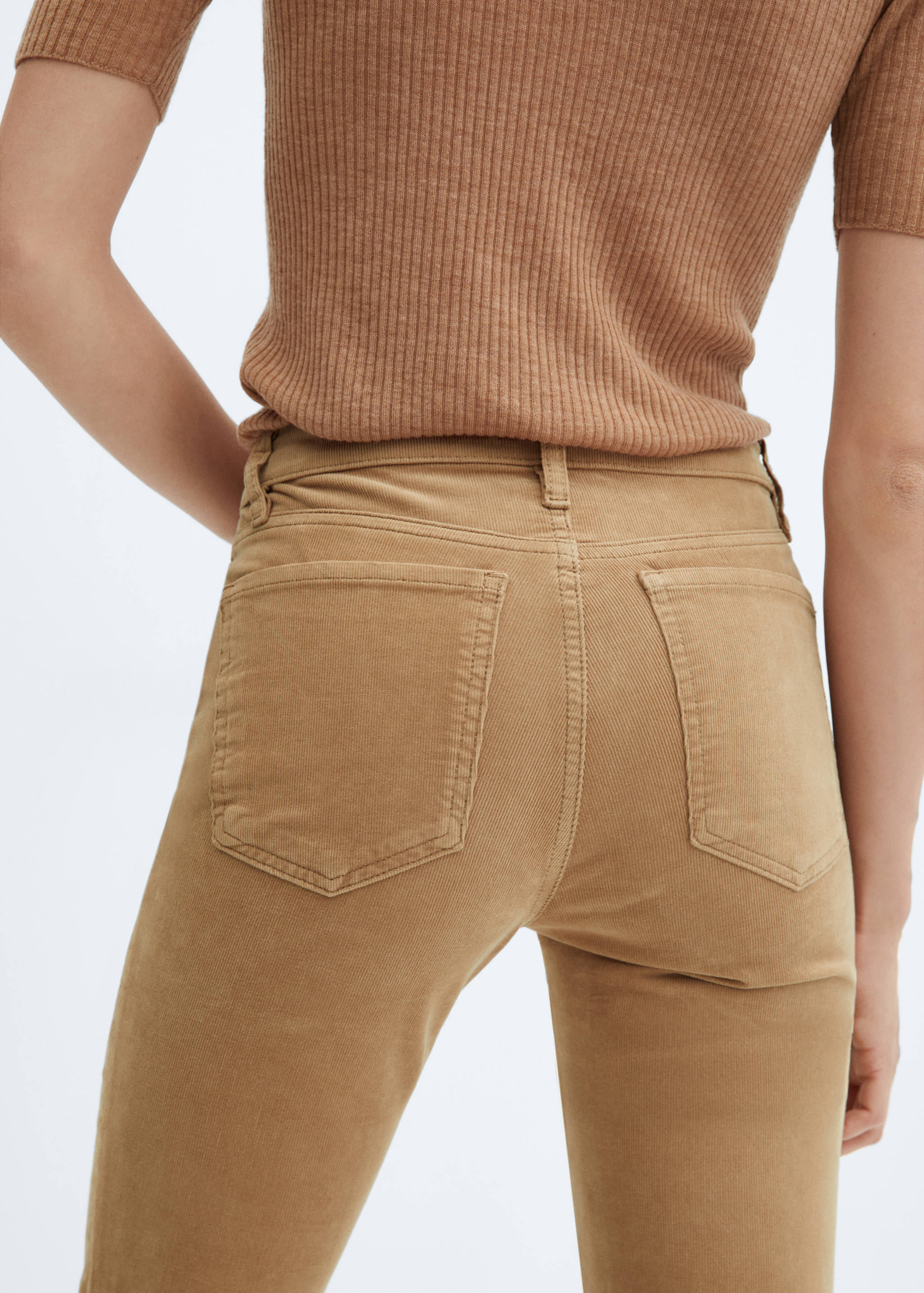 Flared cropped corduroy jeans - Details of the article 6