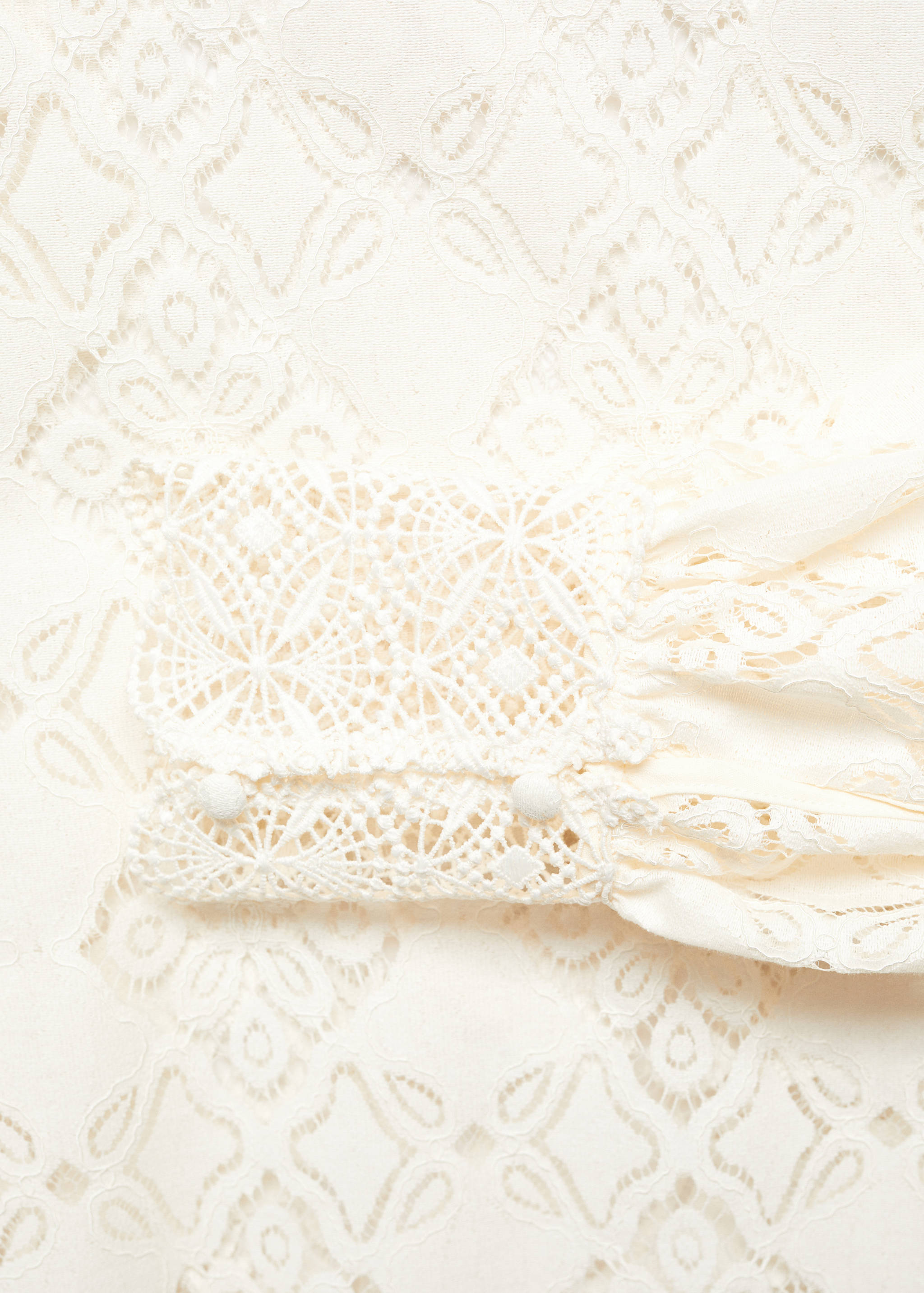 Openwork detail blouse - Details of the article 8
