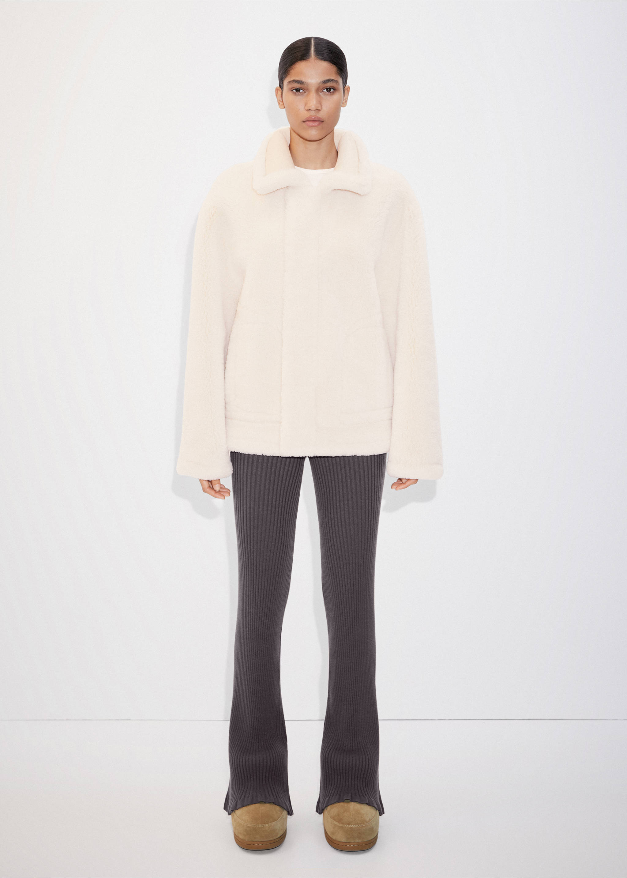 Ribbed flared pants - General plane, Charcoal. Ref: 57027736-00.