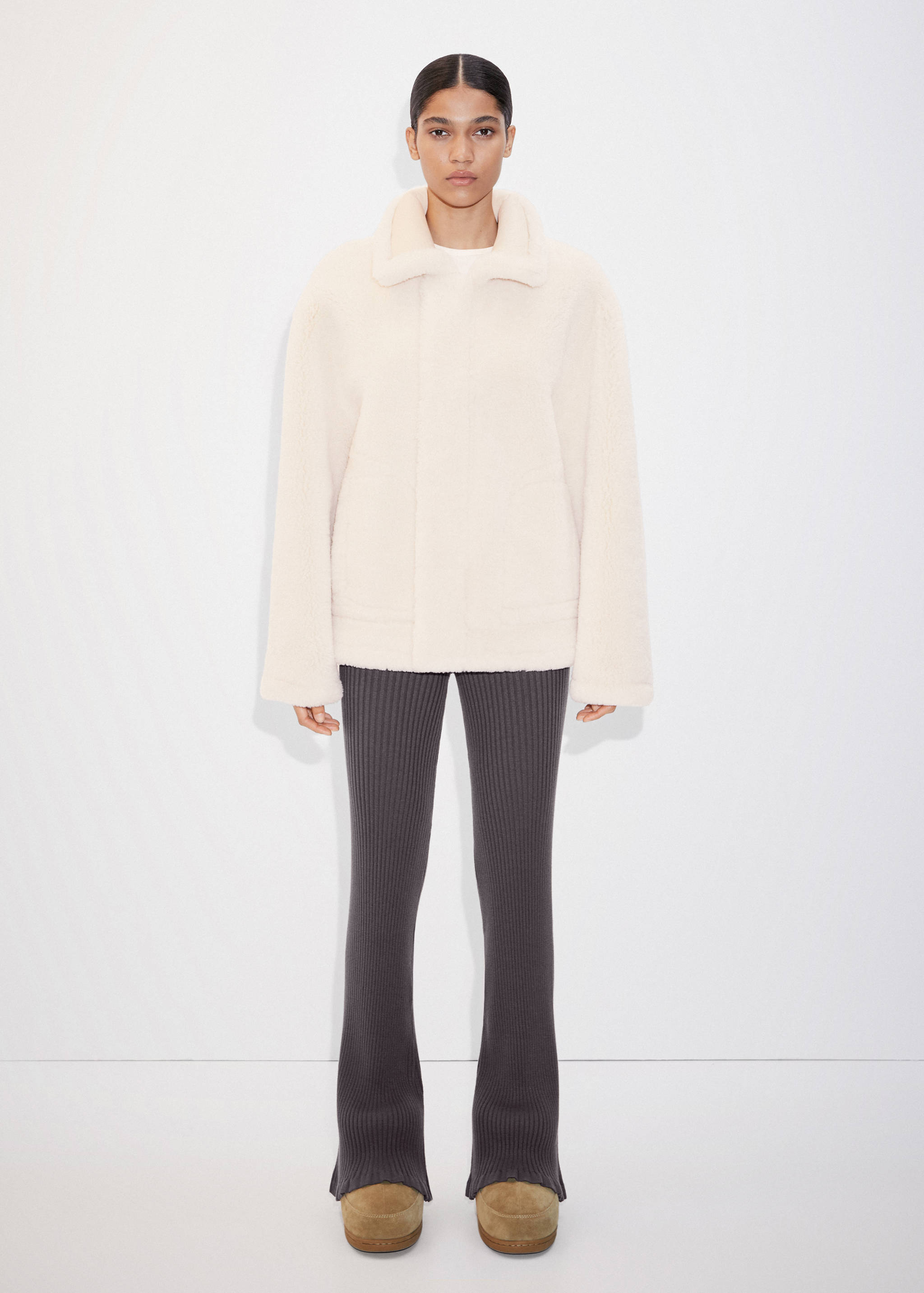Ribbed flared pants - General plane