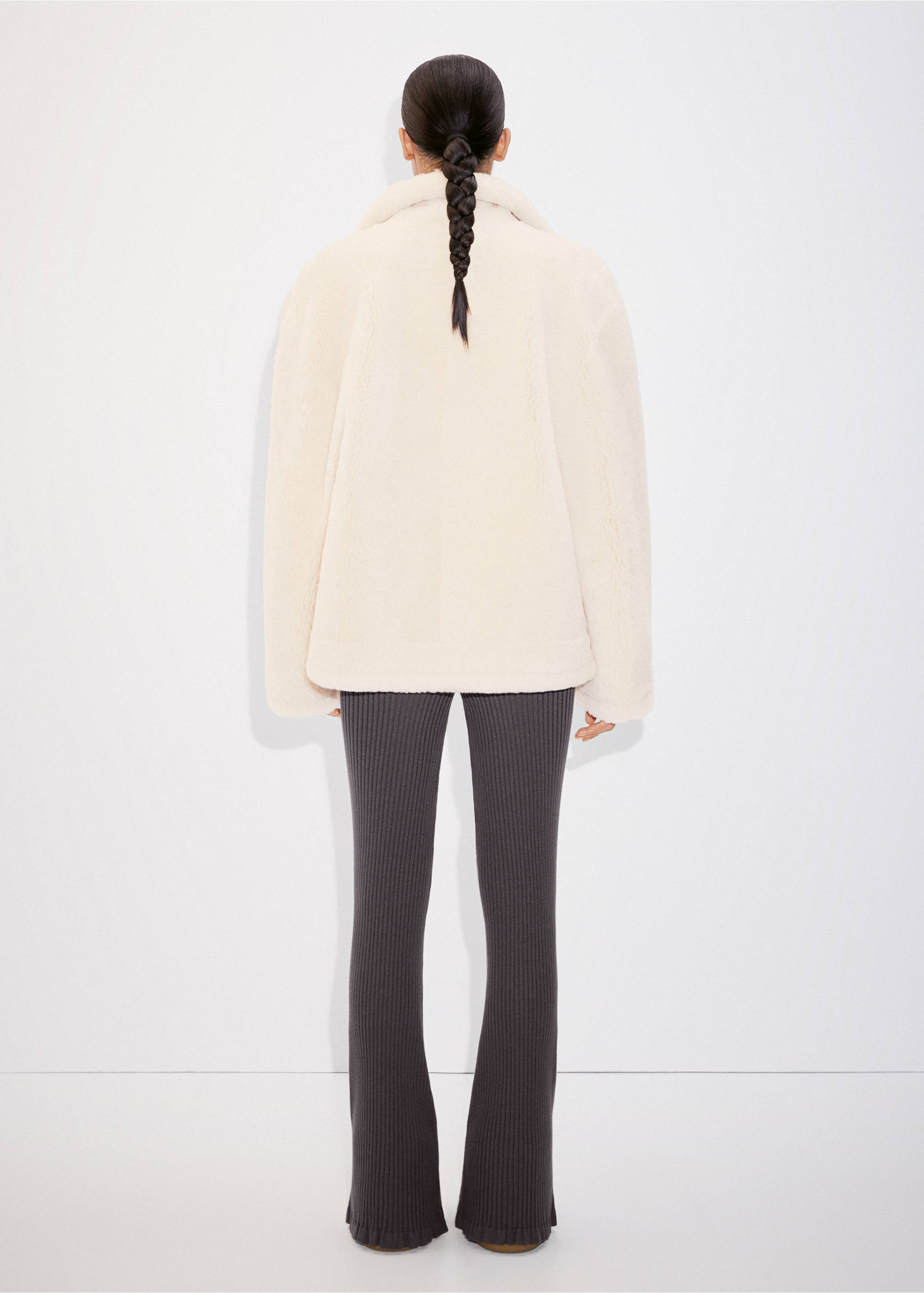 Ribbed flared pants - Reverse of the article, Charcoal. Ref: 57027736-00.