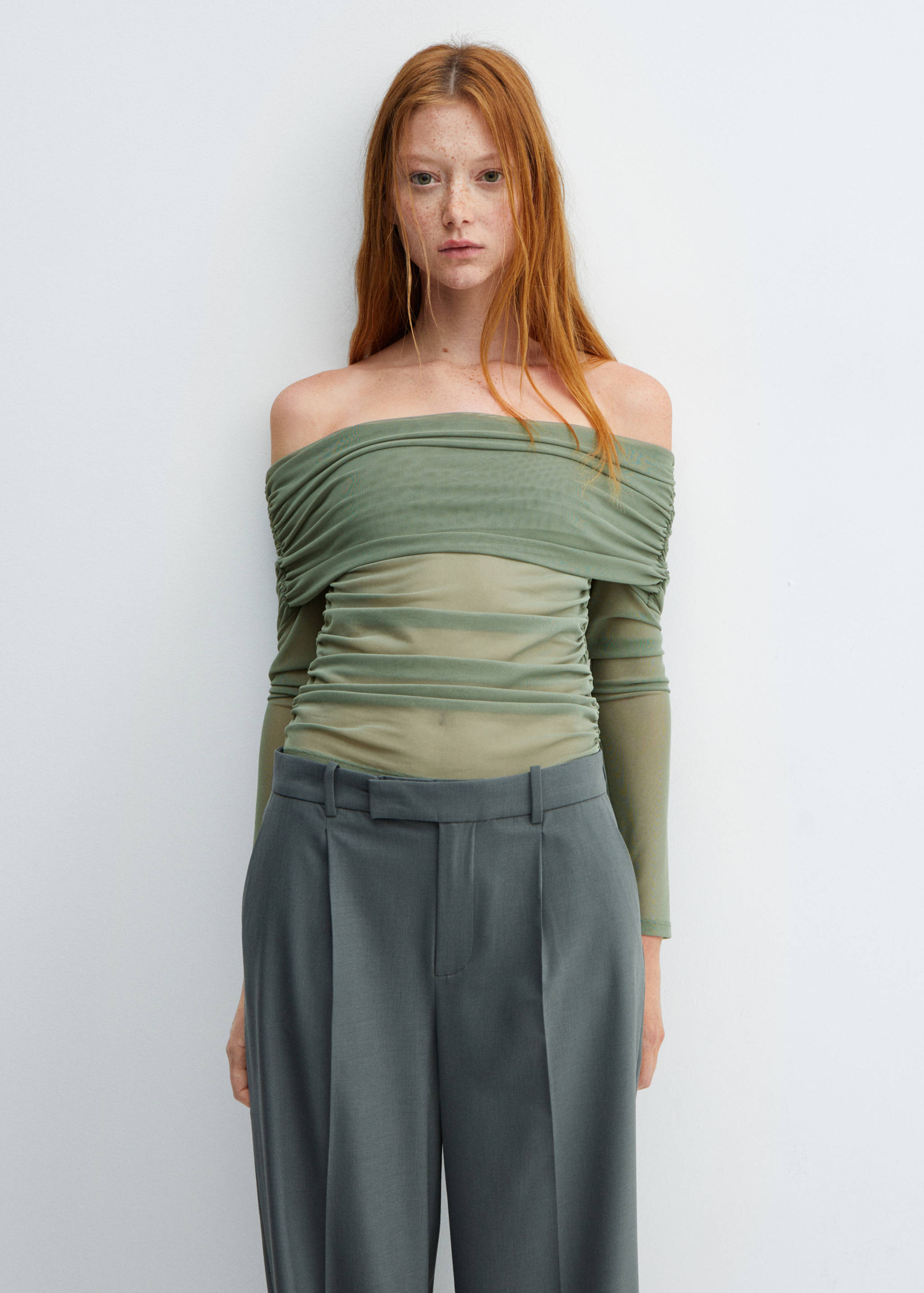 Off-the-shoulder tulle t-shirt - Women | MANGO Niger