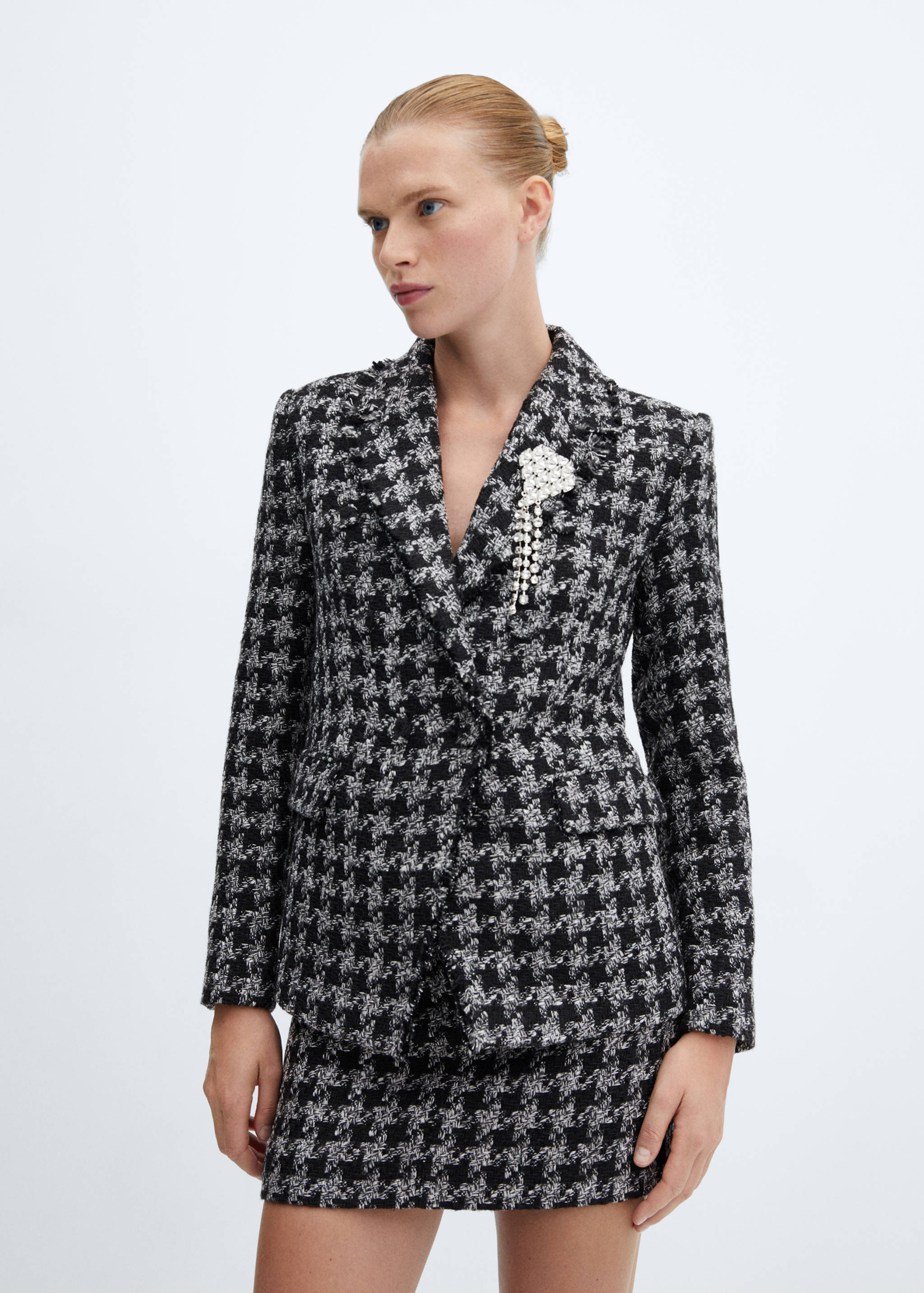 Minijupe tailleur tweed - Plan moyen