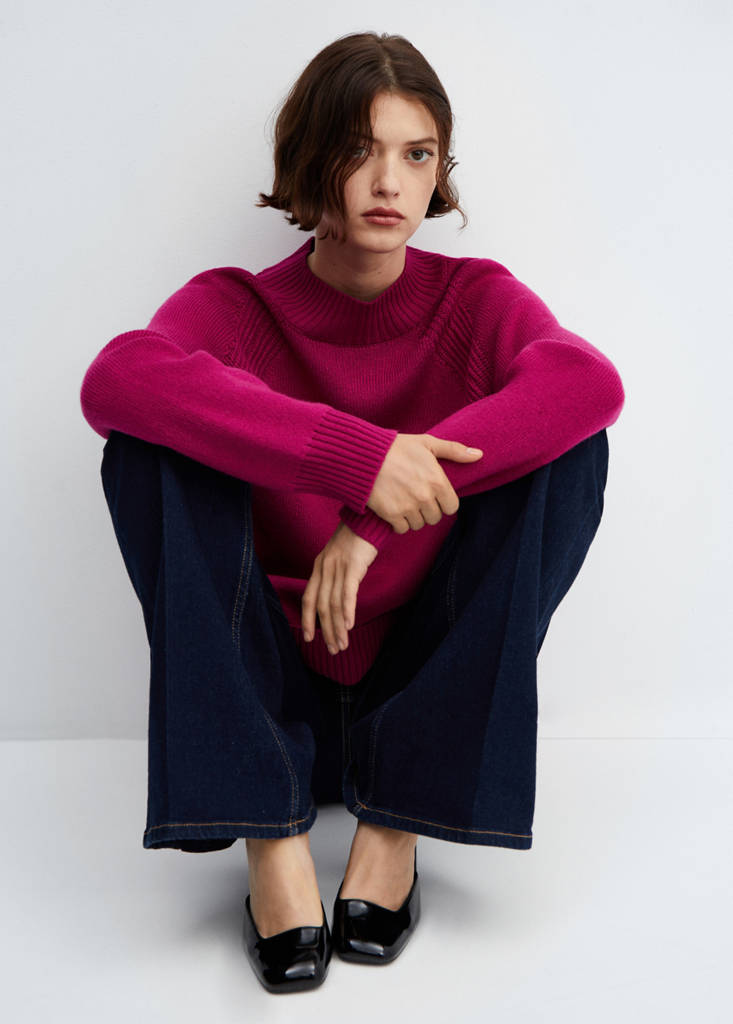 Oversized perkins-neck sweater — Fuchsia