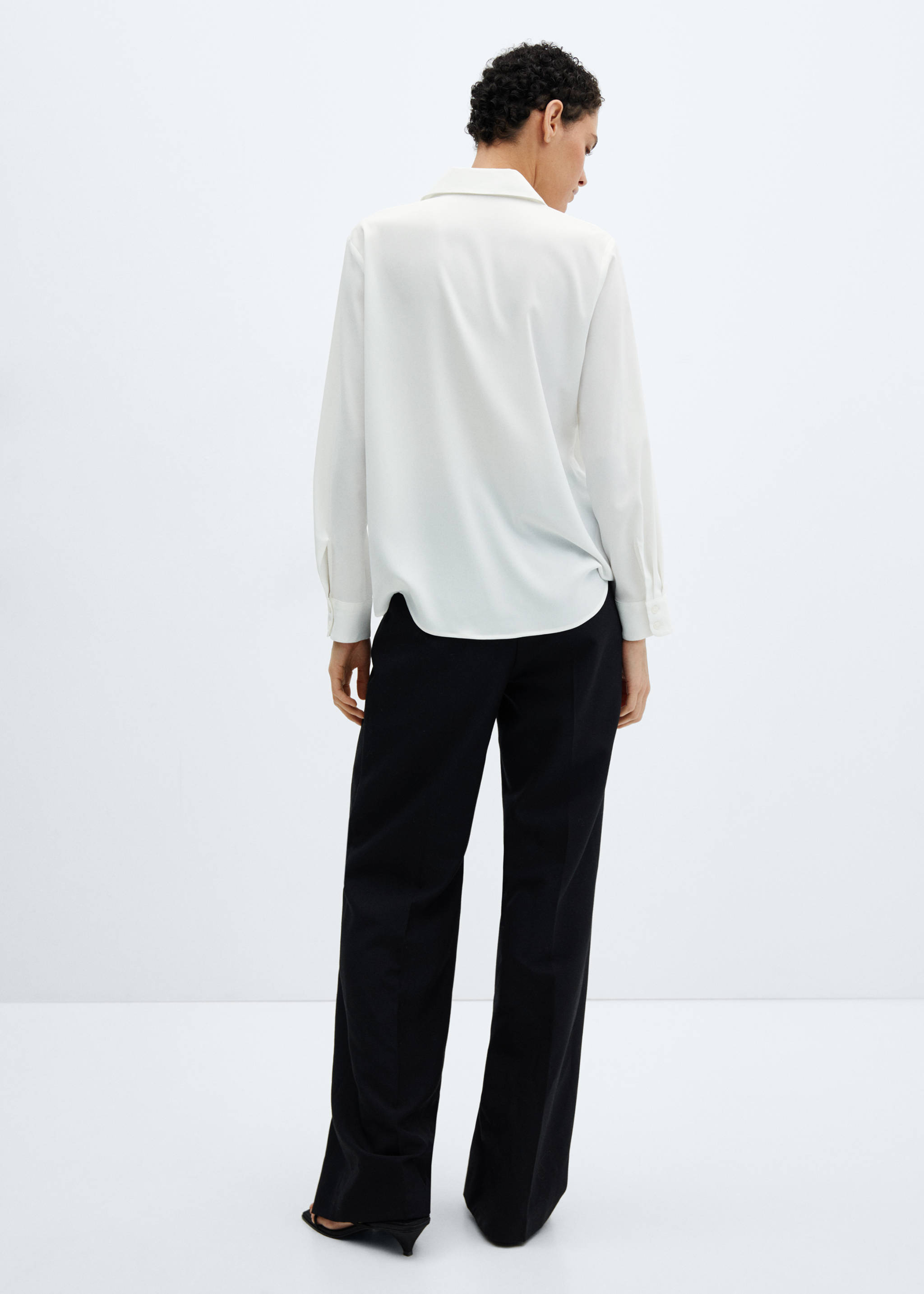 常规版型飘逸衬衫 - null