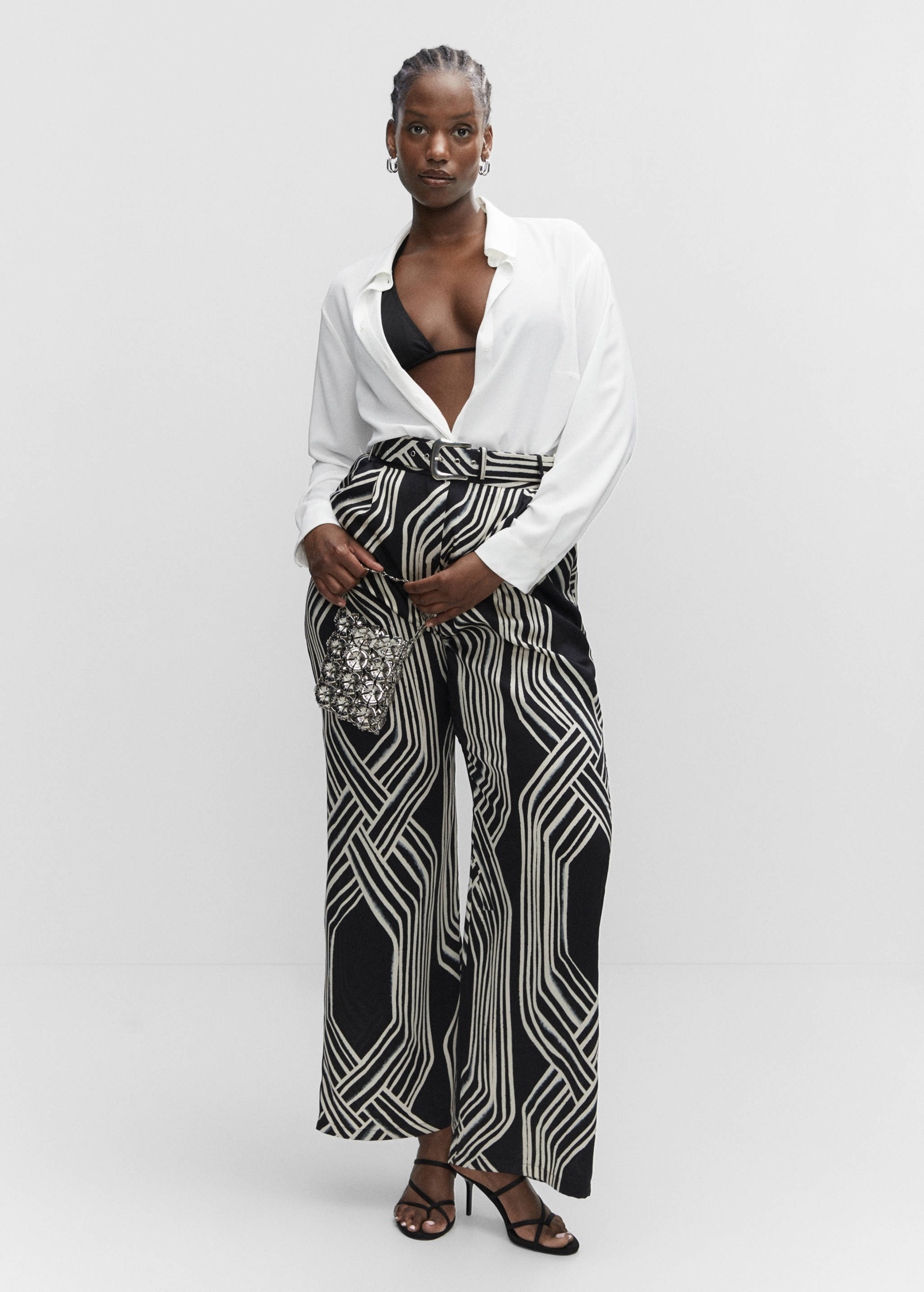 常规版型飘逸衬衫 - null