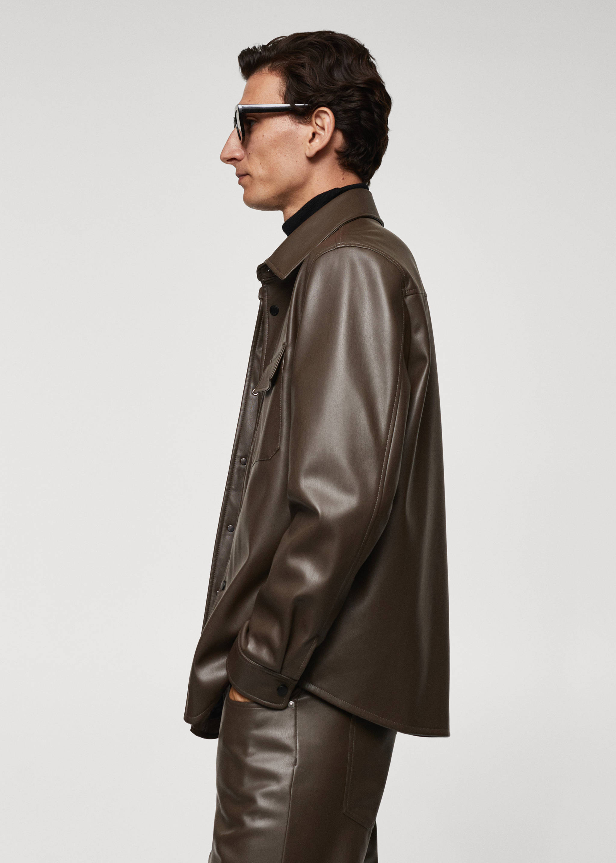 Faux-leather overshirt - Details of the article 2
